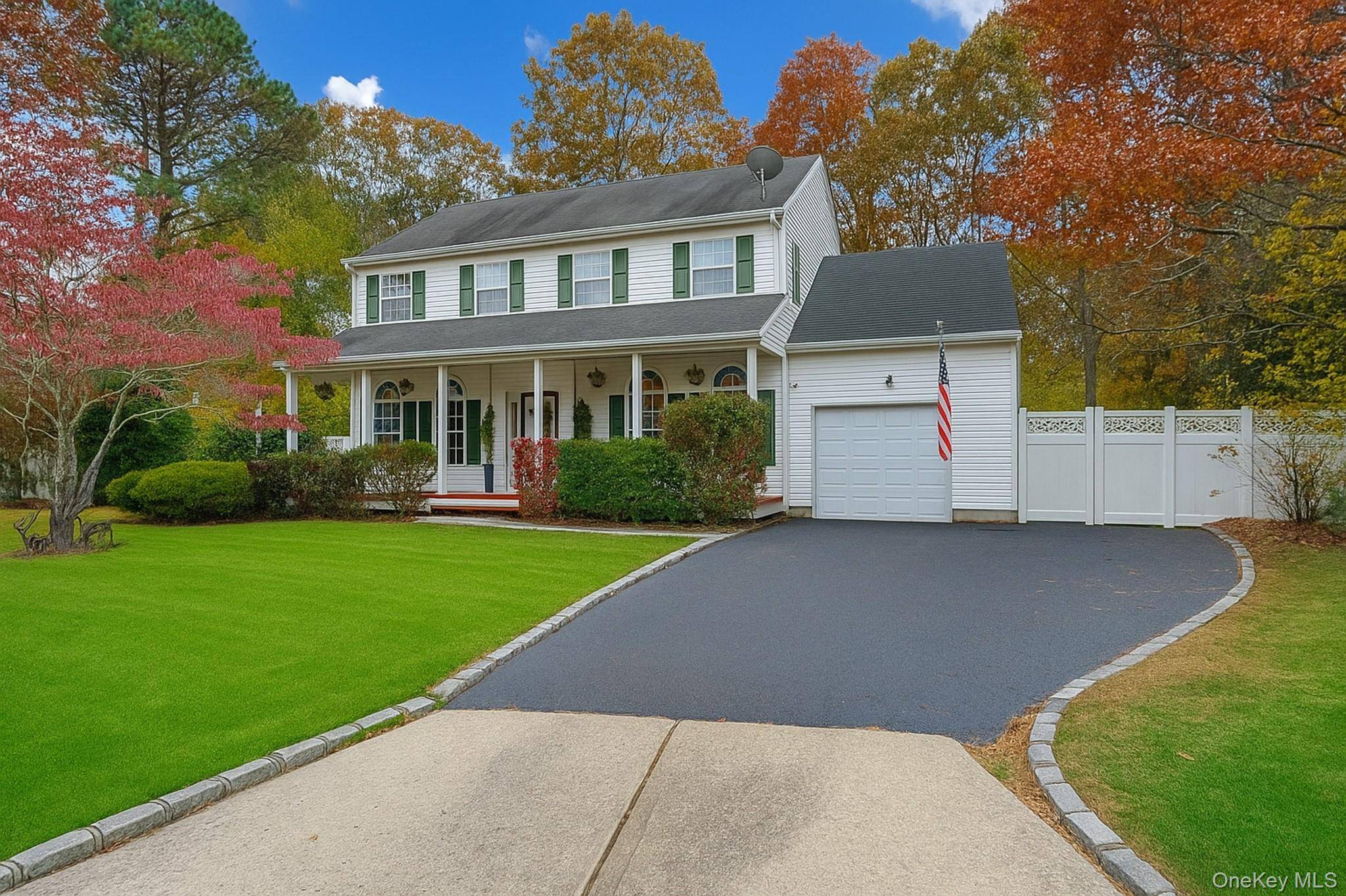 Beautiful Colonial in the Desirable Timber Ridge Community !
