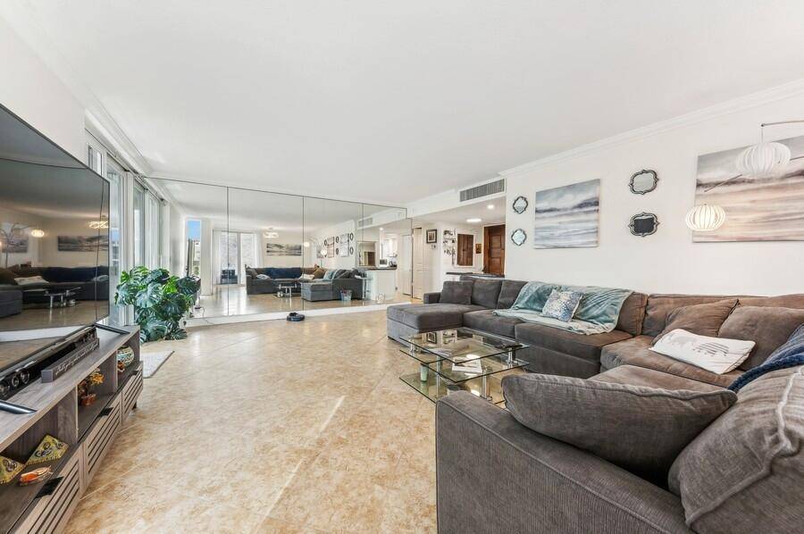 Residence 707 boasts breathtaking ocean, Intracoastal and city views from the two corner balconies.