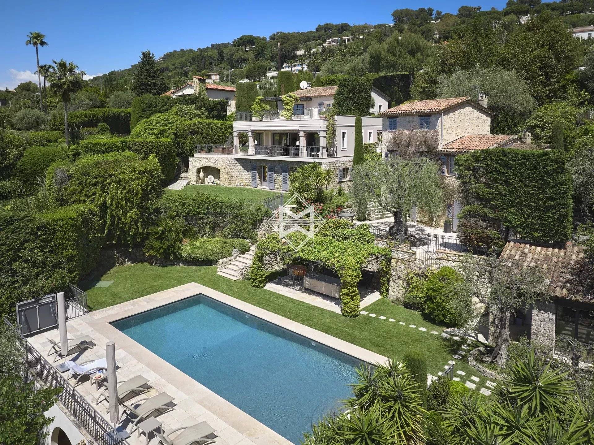 CANNES CALIFORNIA - Magnificent villa with sea view