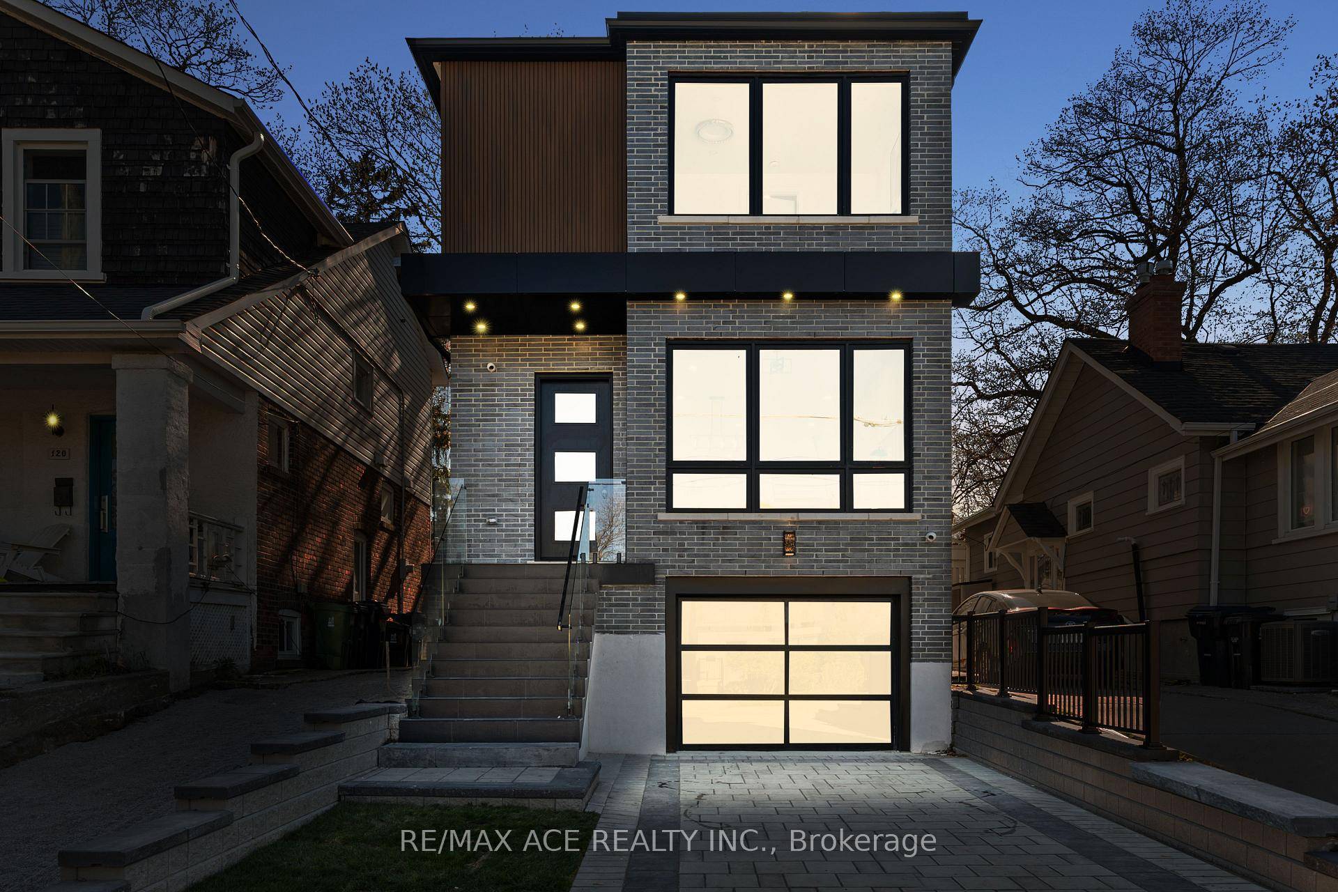 Experience refined modern living at 122 Warden Ave !