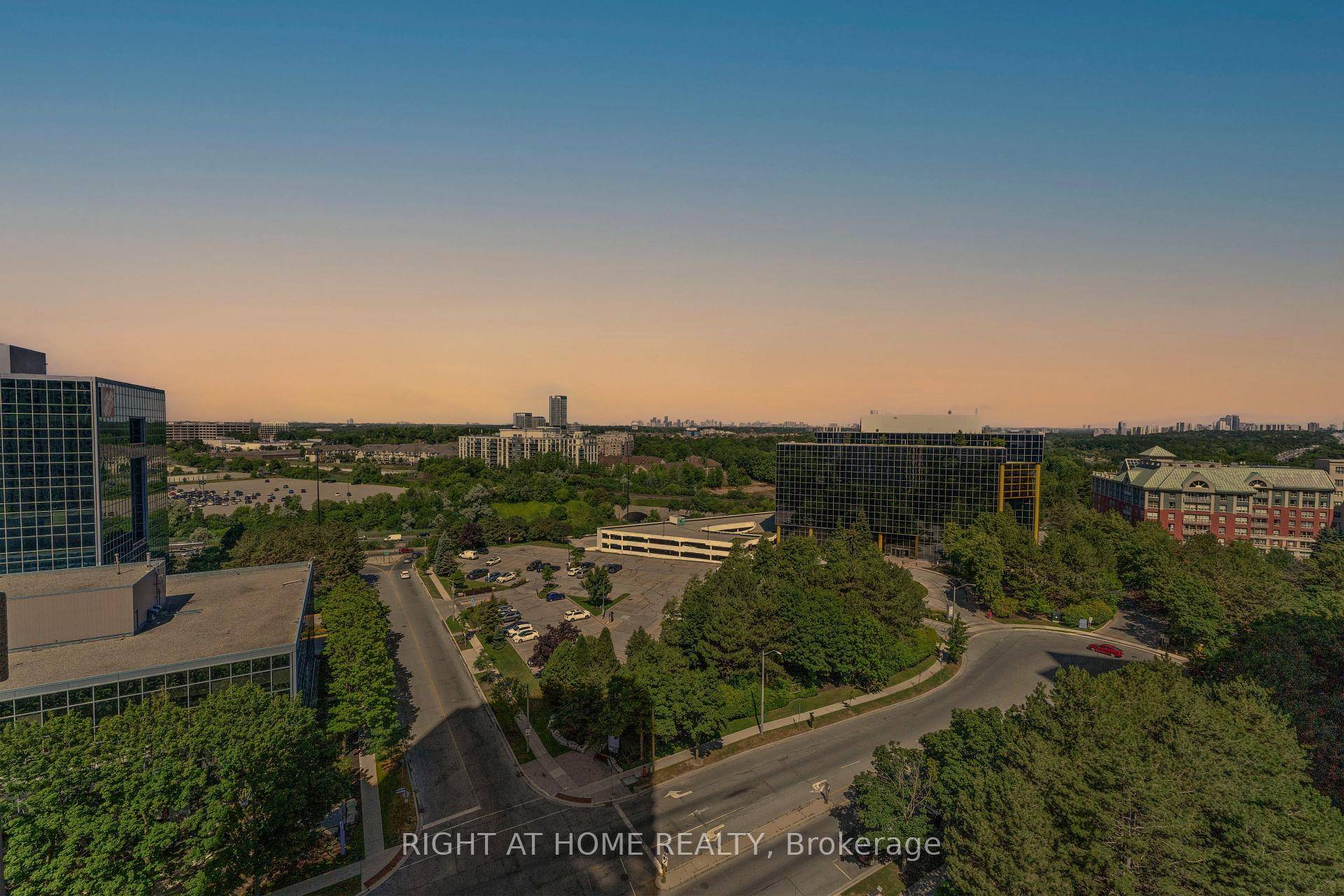 Exquisitely renovated Bright amp ; Spacious 2 Bedroom condo plus den and solarium in Prime Toronto Location.