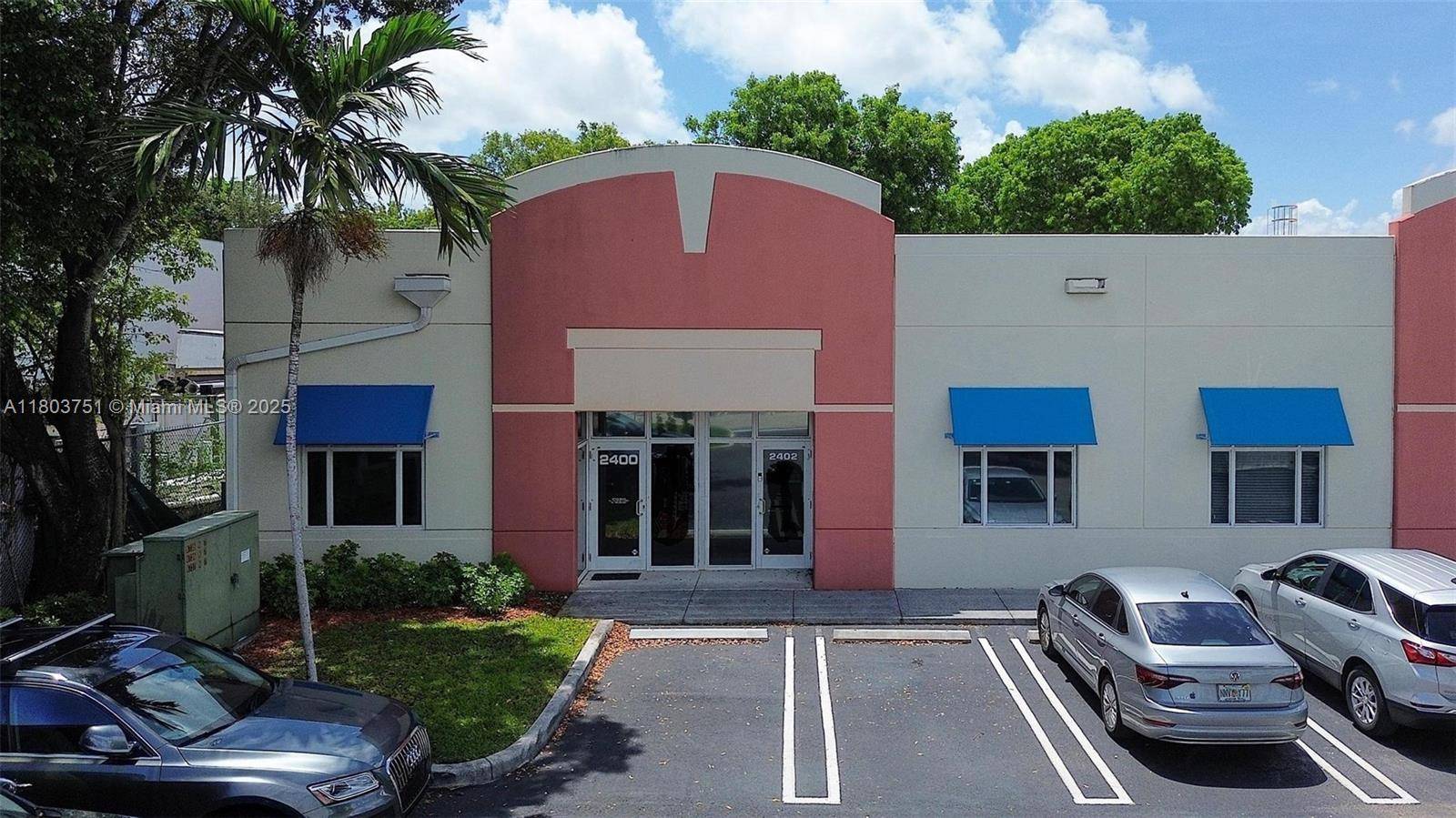 Prime Investment in the Heart of Doral !