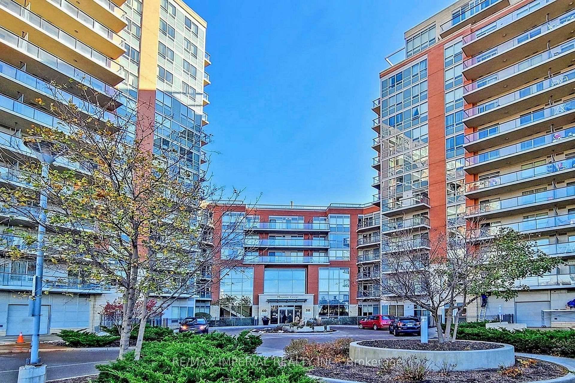 Luxury Condo, South West Corner Suite, Unobstructed View, 9Ft Ceiling, One Of Best Layout, 1025 Sf 57 Sf Balcony Corner Unit W SW Views.
