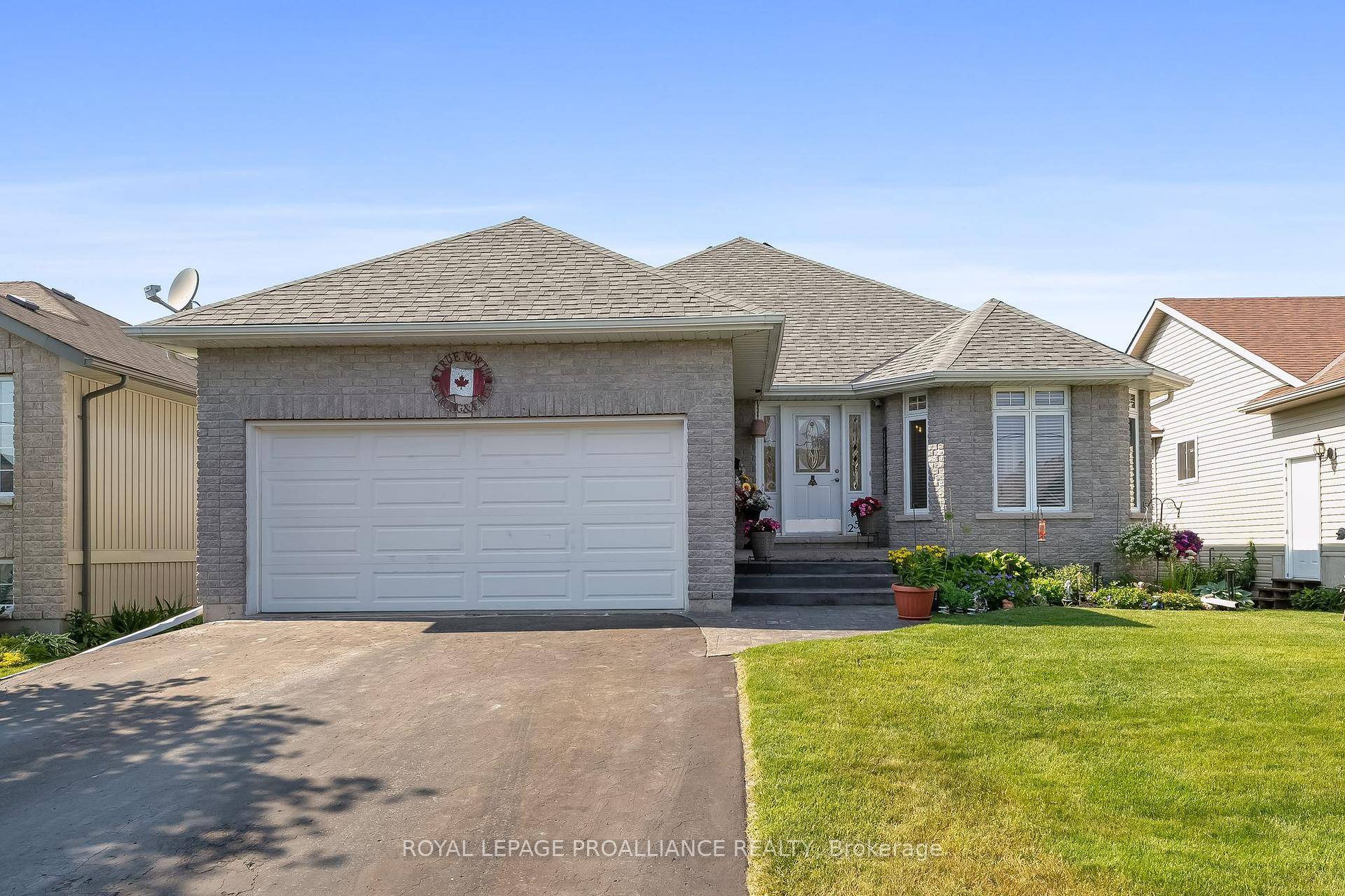Dreaming of an active lifestyle that blends small town charm with the great outdoors ?