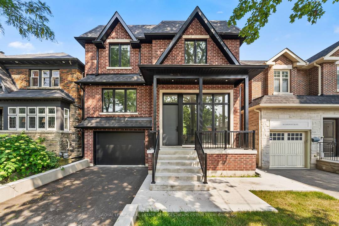 This is the kind of home that makes everyday life feel elevated.