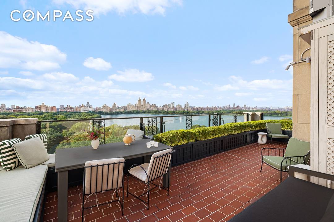 Rare and wonderful, this glamorous terraced residence is an aerie with spectacular views of Central Park and the Jacqueline Kennedy Onassis Reservoir.