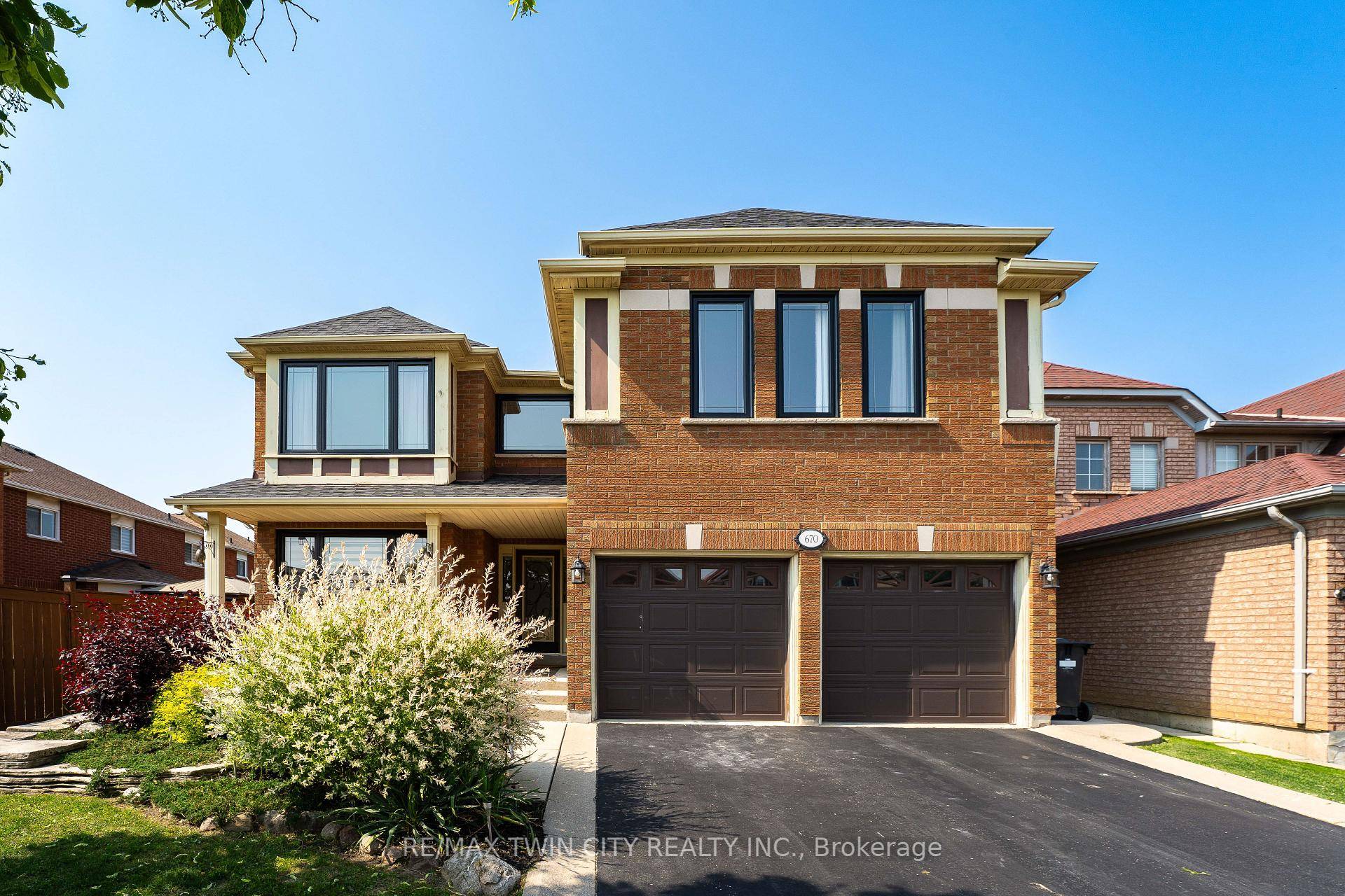 Welcome to 670 Peter Robertson Blvd, a beautiful 4 bedroom, 3.