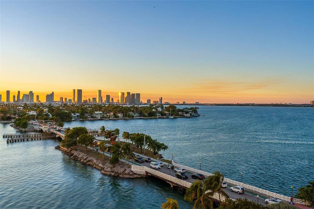 Experience luxury living at its finest in this fully gut renovated, designer styled residence with breathtaking, unobstructed views of Biscayne Bay, the Venetian Islands and the Miami skyline.