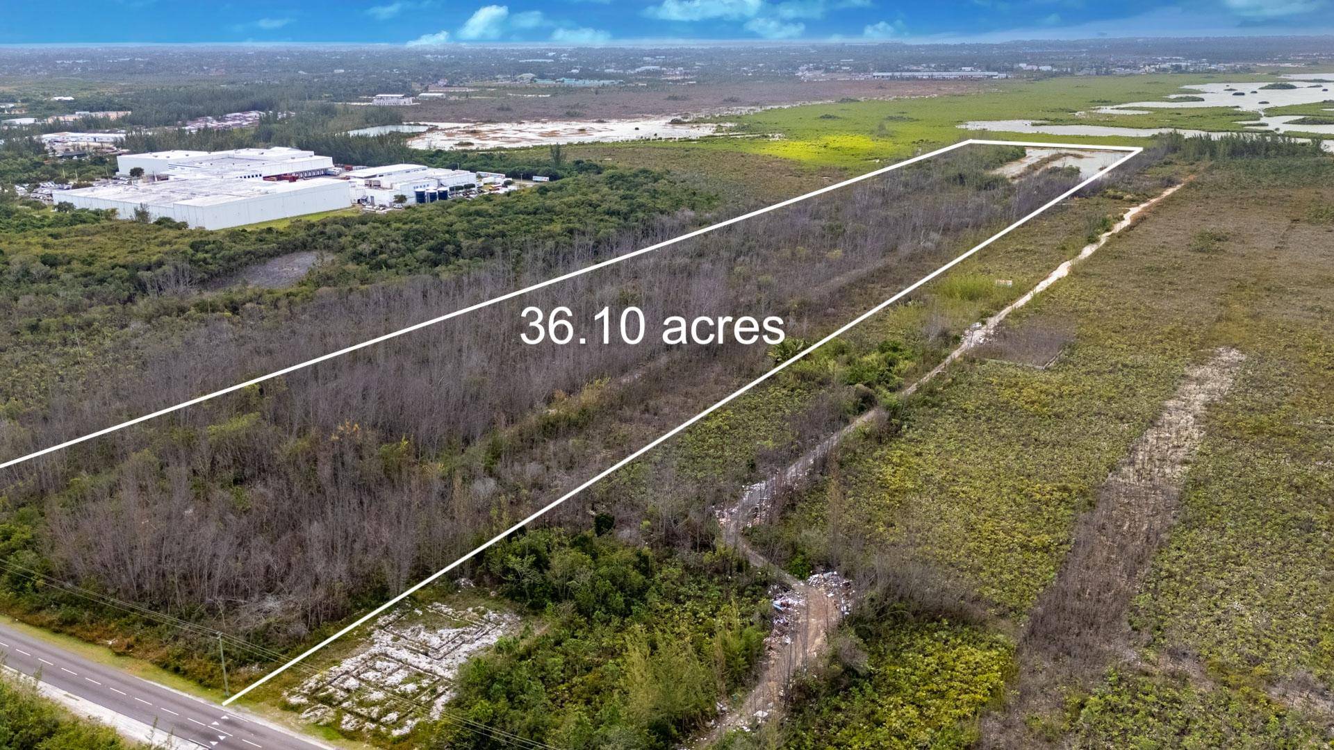 MUNNINGS ROAD, LAKEFRONT Land New-Providence