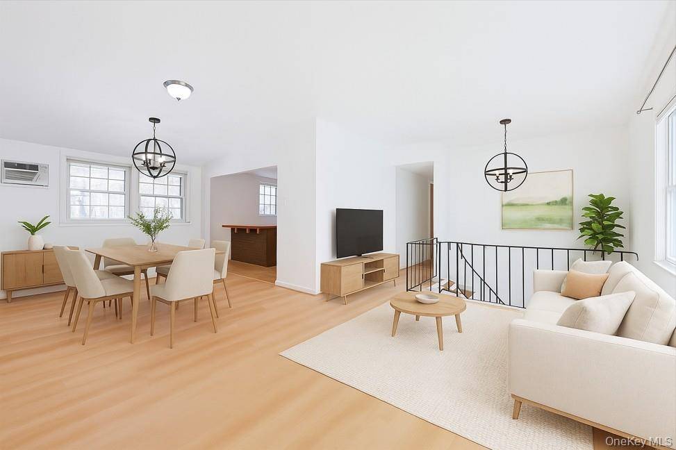 Beautifully maintained and newly renovated Hi Ranch in East Setauket !