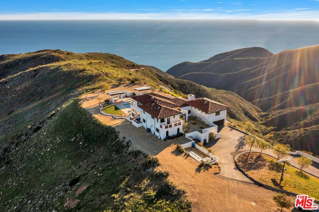 9785   Deer Creek Rd 5BR Malibu La