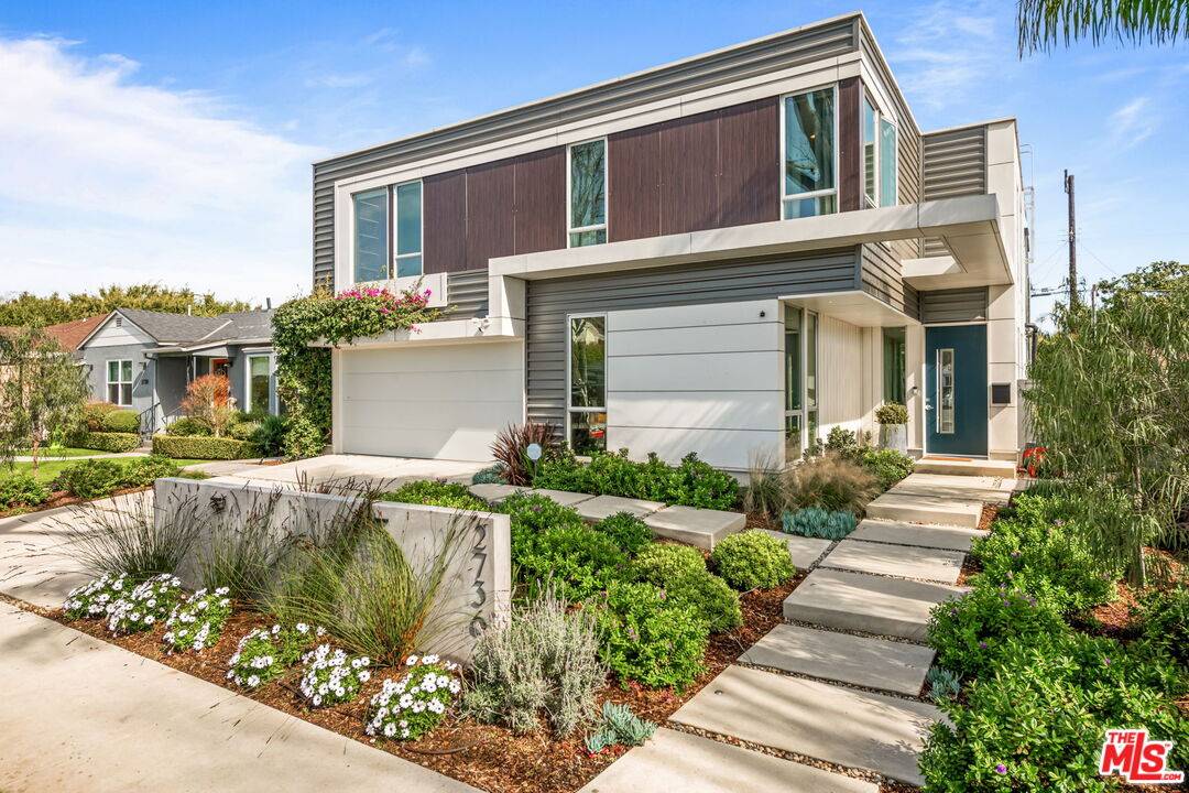 2736   Armacost Ave 5BR La