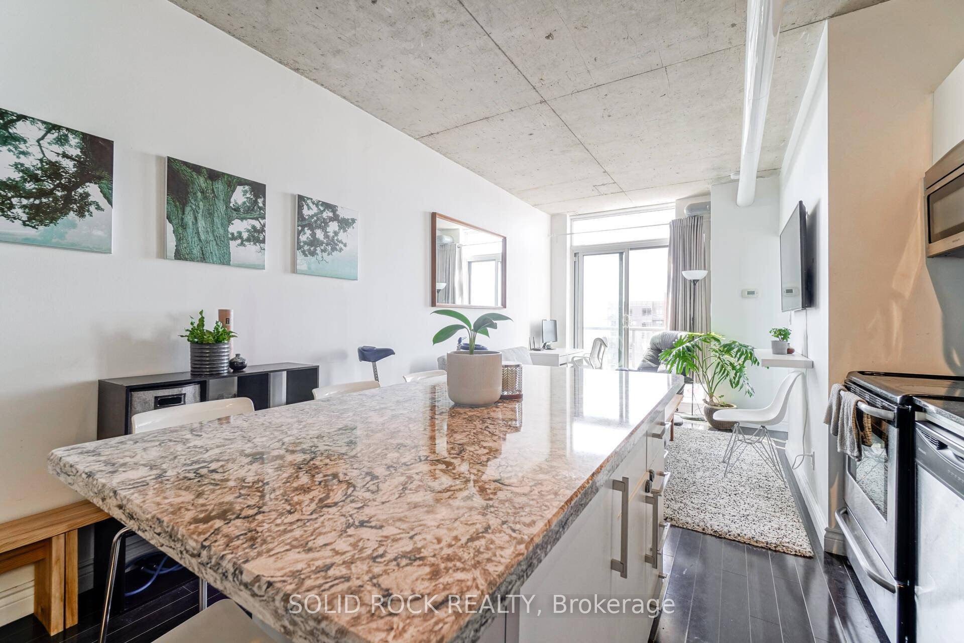 Bright amp ; Modern Penthouse Loft in Queen West with Stunning Lake ViewsLive above it all in this modern penthouse loft at the Westside Gallery Lofts, located in one of ...