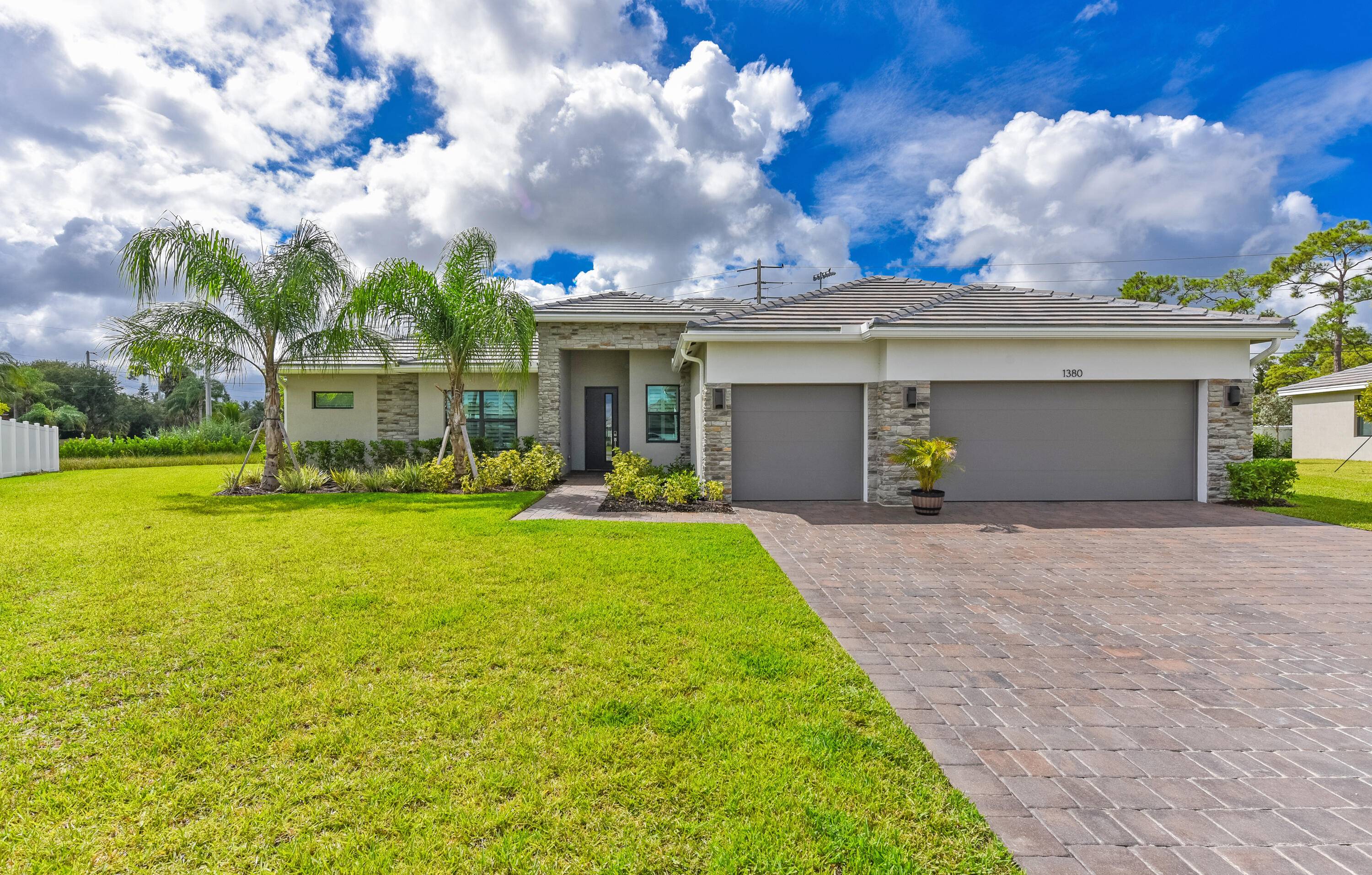 Peace of Mind in Palm City Nearly New Home in The Oaks.