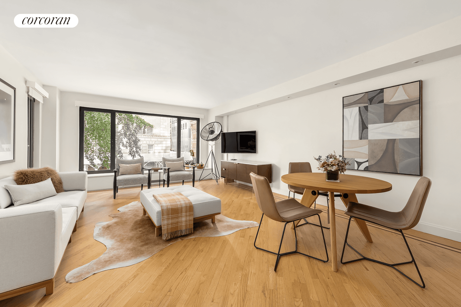 Experience living on Central Park at Residence 3I, a renovated, spacious one bedroom home situated in a full service co op.