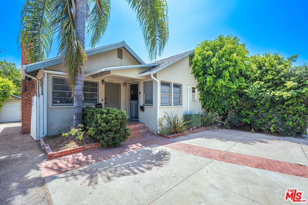 946   Hilldale Ave 2BR Sunset Strip La