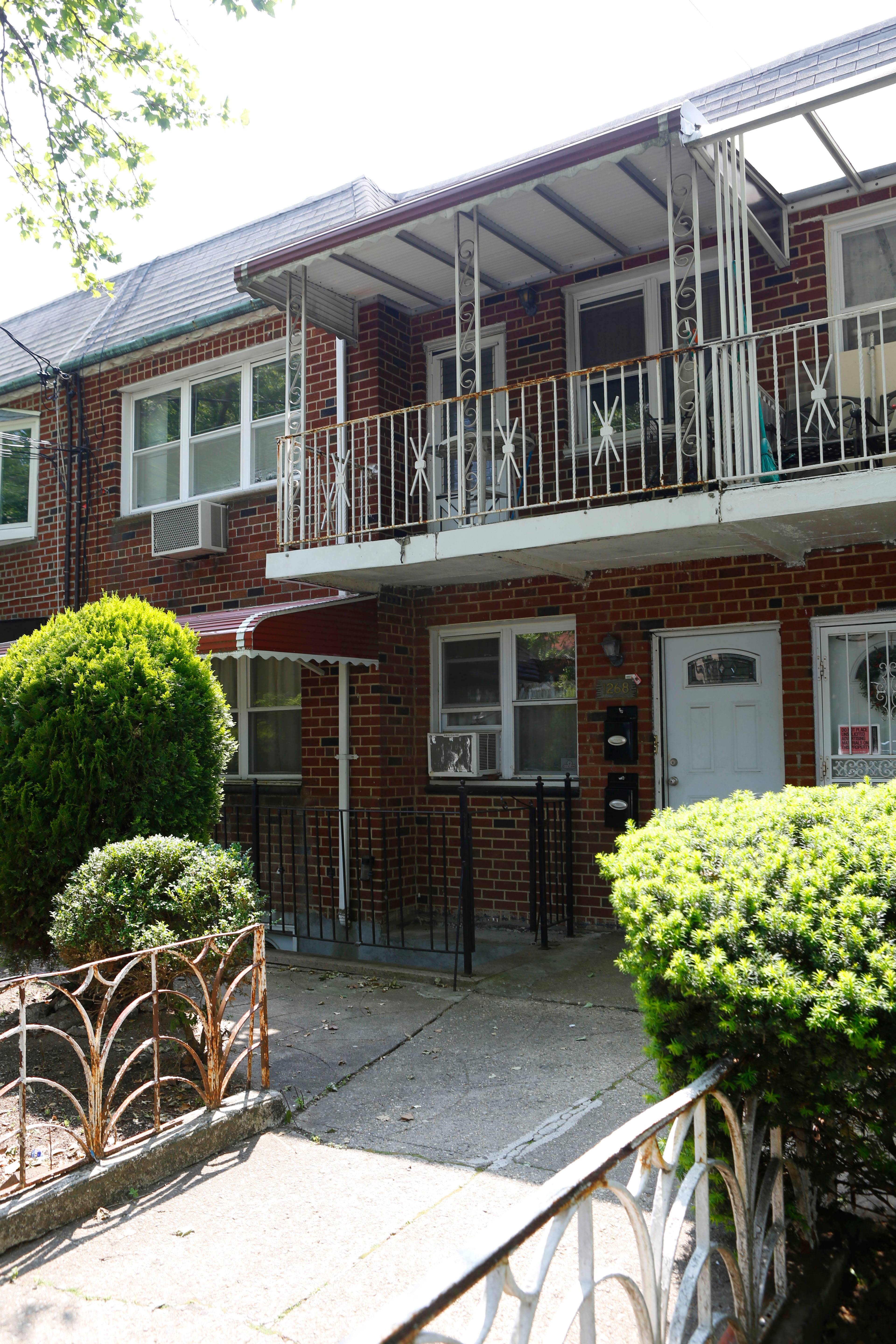 VACANT Flatlands Old Mill Basin brick townhouse for sale.