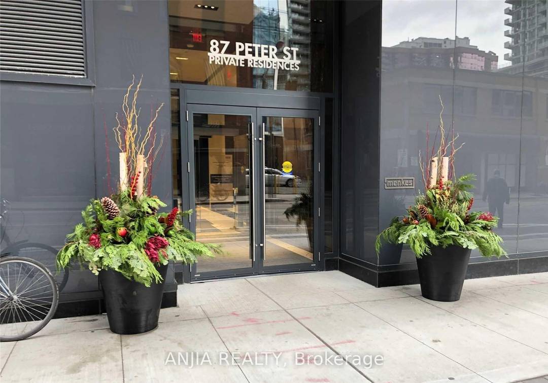 Furnished Immediate Move In.