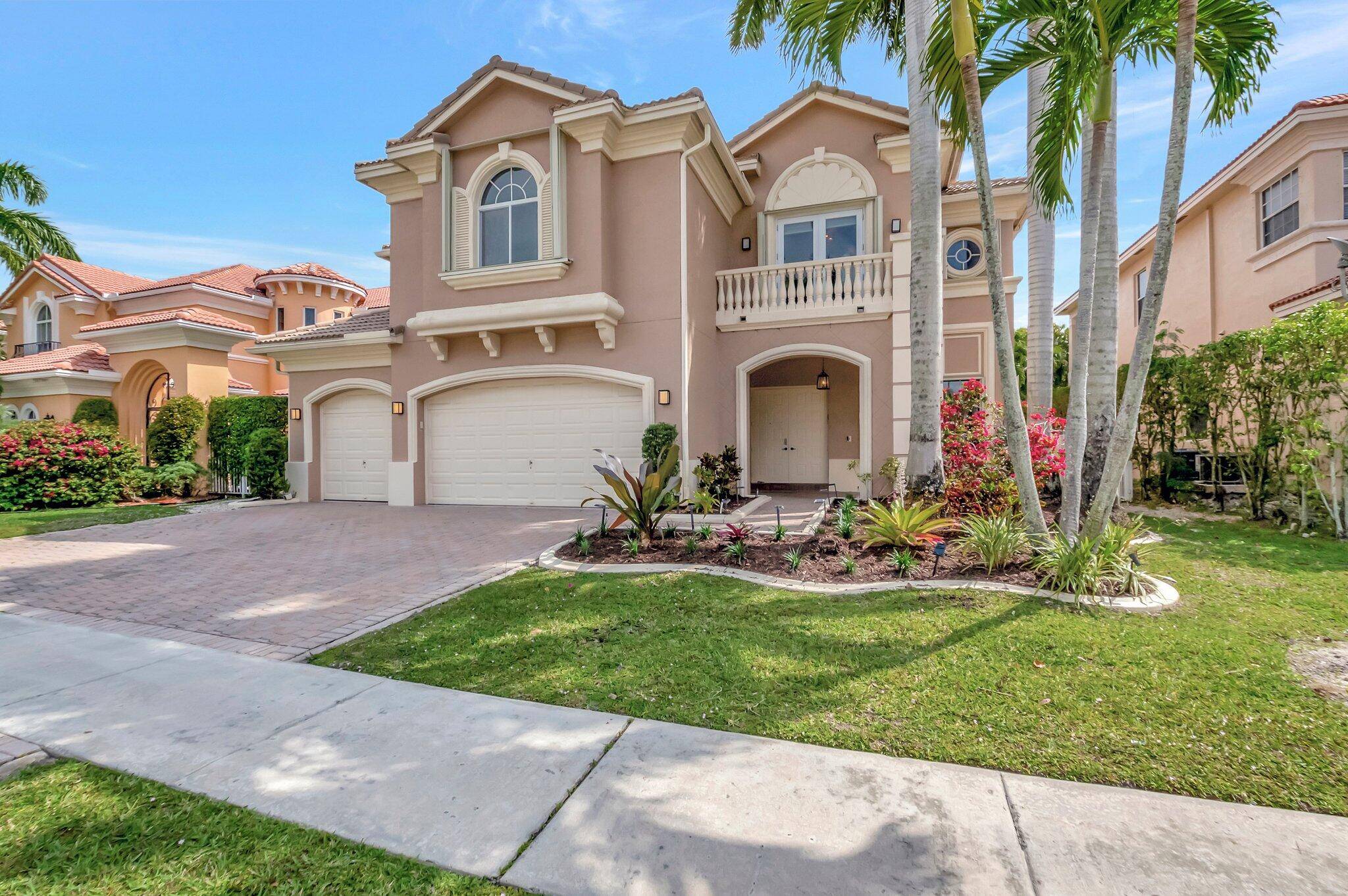 Beautiful Castellana model offers 6 bedrooms, 5.