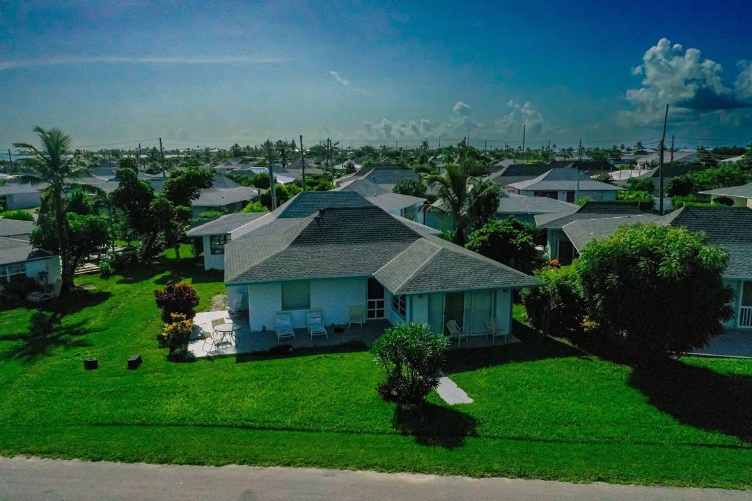 BEACH VILLAS Single Family Home Abaco
