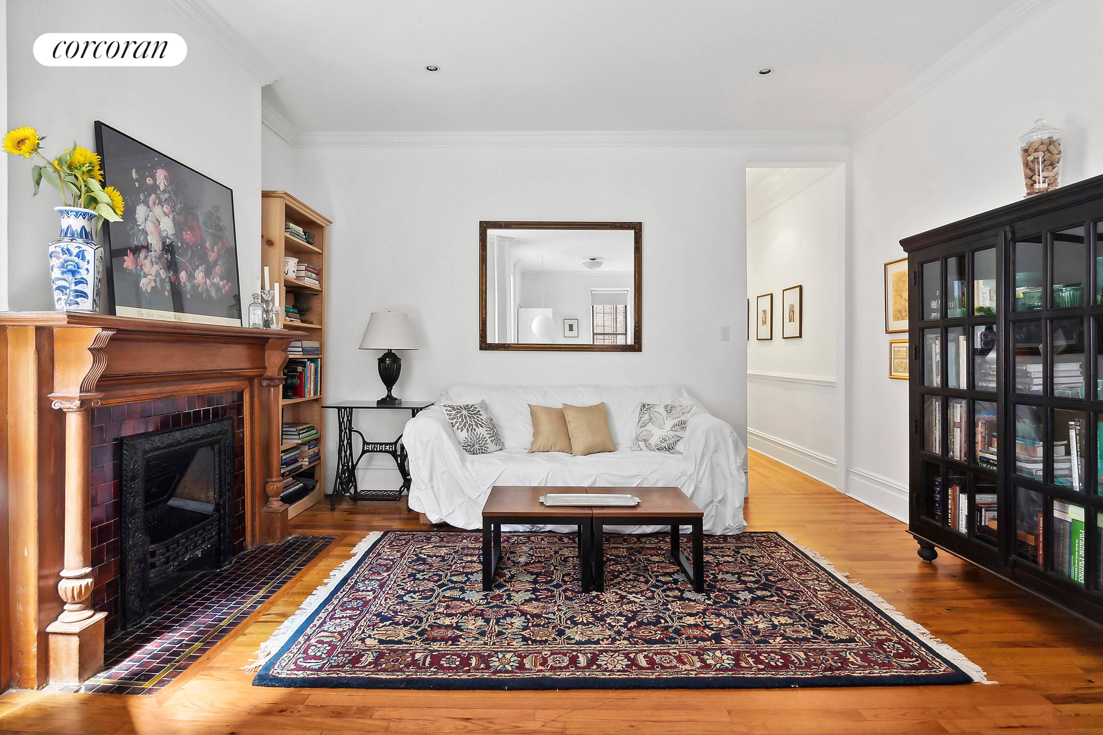 Discover tranquility in this charming one bedroom apartment, just one flight up from vibrant Vanderbilt Avenue.