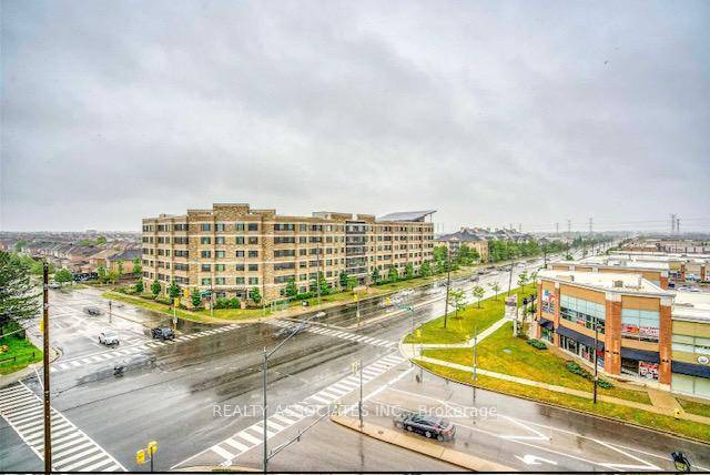 Bright amp ; Sunny Unit Eco Friendly Greenlife Condo !