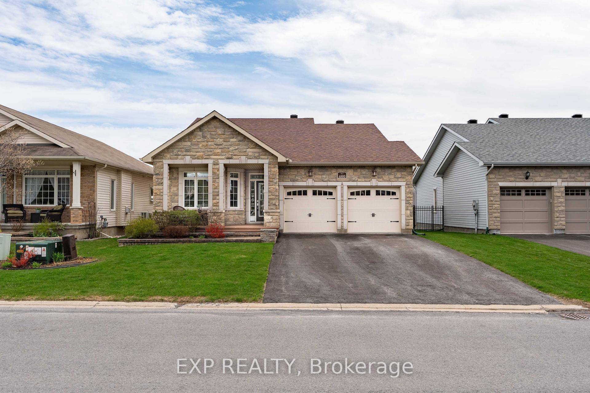 Welcome to this beautiful 2 bedroom, 2 bathroom bungalow in Clarence Rockland.