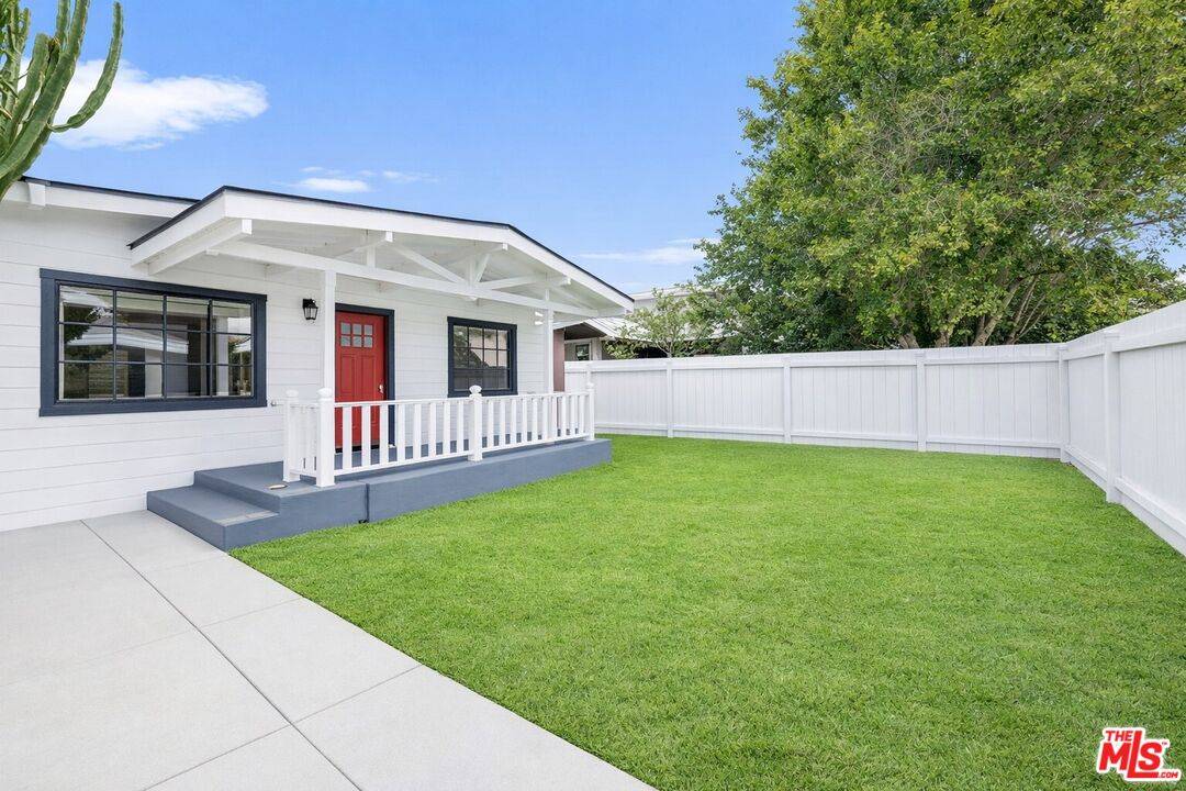 915   Palms Blvd 3BR Marina Del Rey La