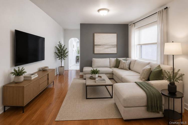 Bright, Spacious 3 Bedroom Gem in Bronx's Little Italy Welcome to your new sanctuary in the heart of Bronx s vibrant Little Italy !
