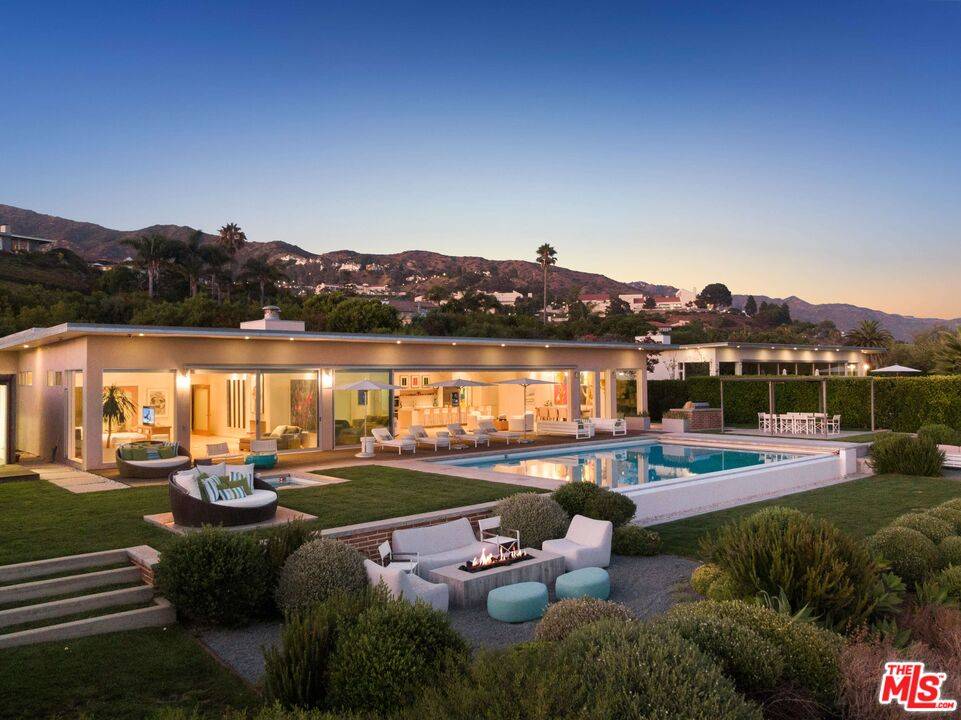 24685 Pacific Coast Hwy 4BR Malibu La