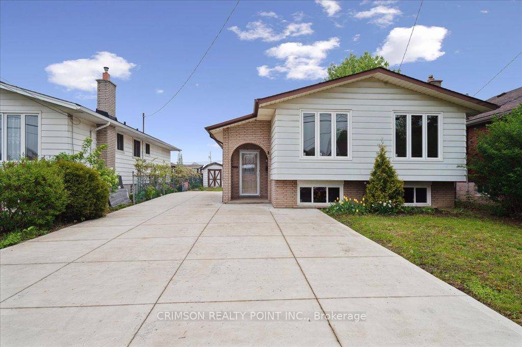 This spacious and bright, recently renovated home is the ideal rental for multi generational living !