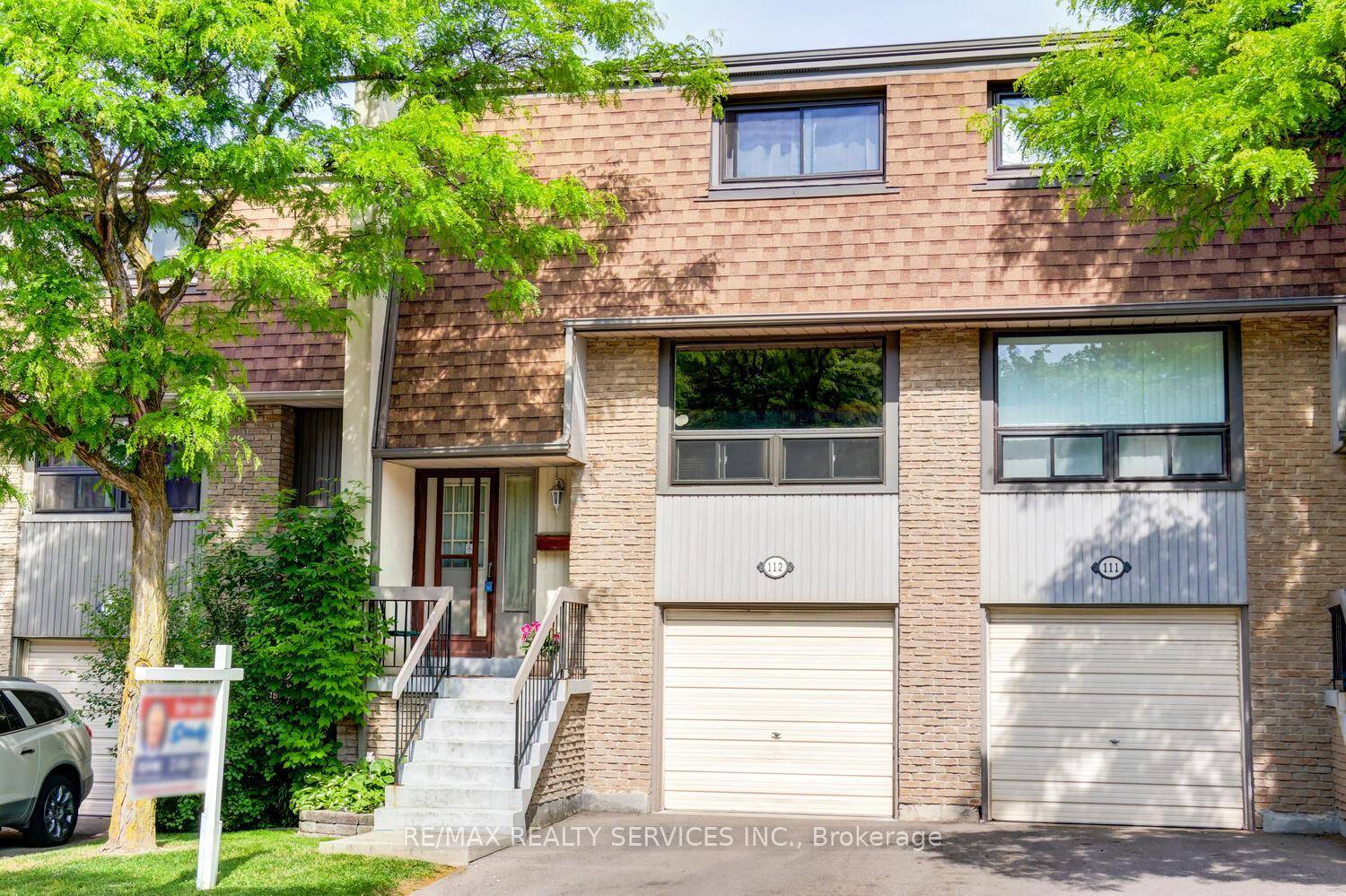 Amazing Price ! ! Attention first time buyers, renovators, do it yourselfers and flippers !