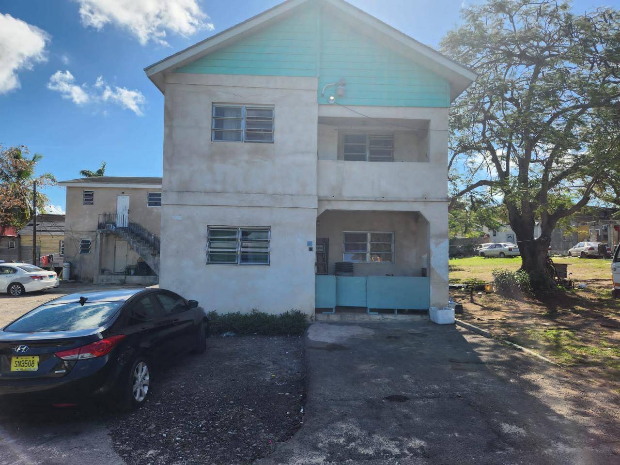 CANAAN LANE Apartment Complex New-Providence