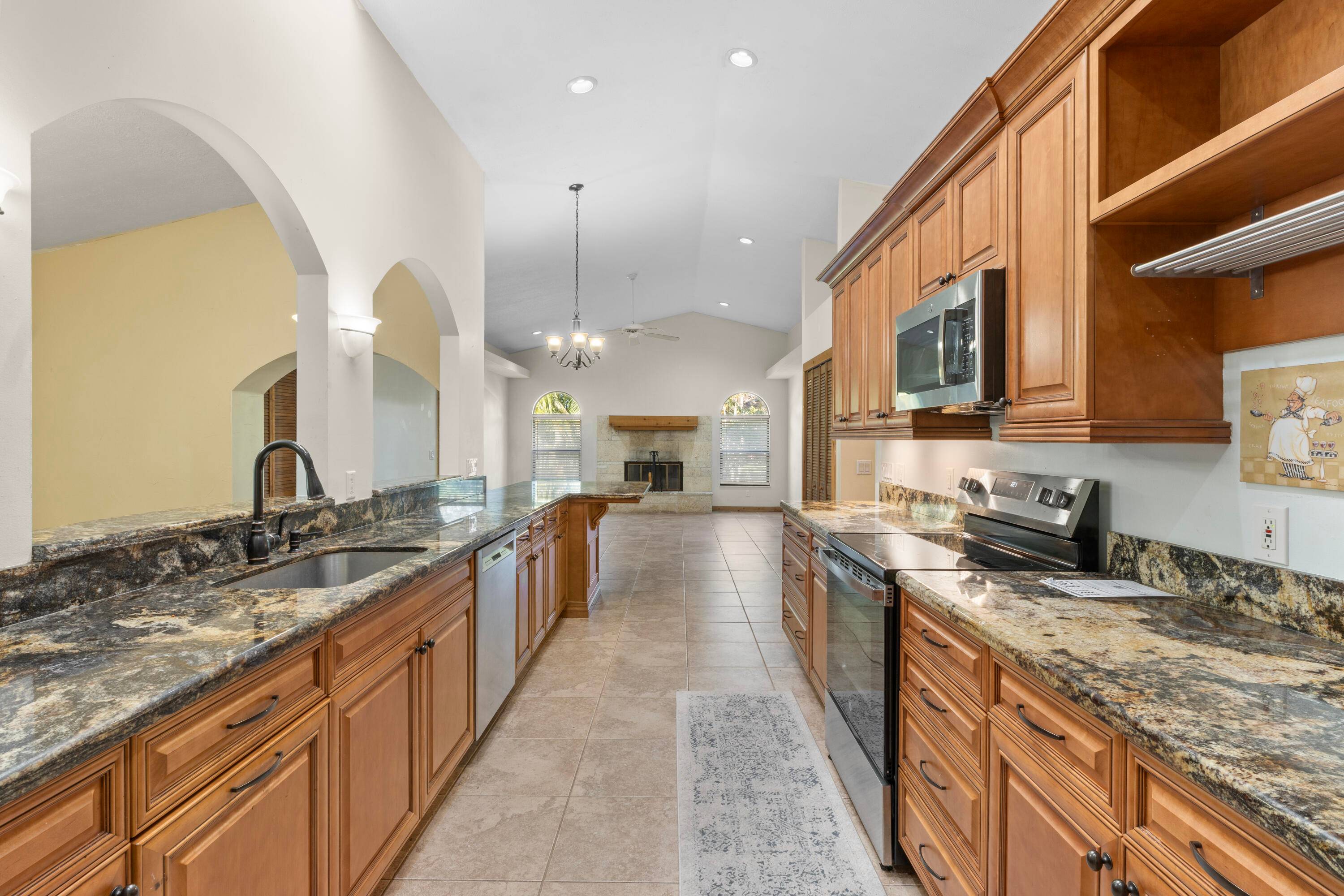 Motivated Seller ! Price Improvement !