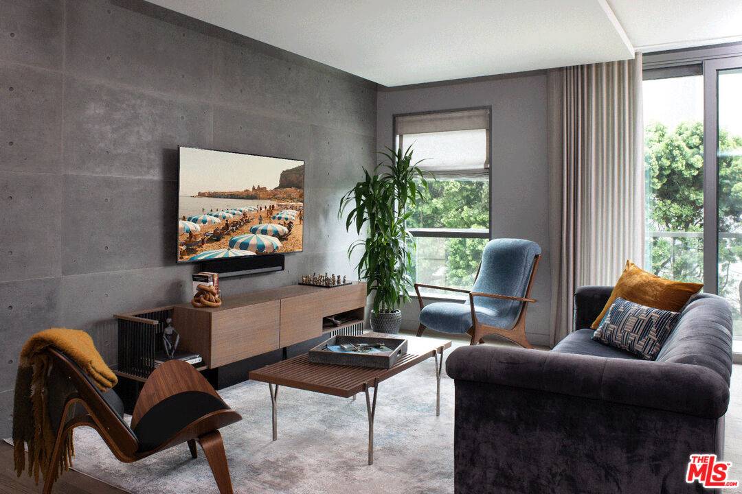 1755 Ocean Ave 1BR Santa Monica La