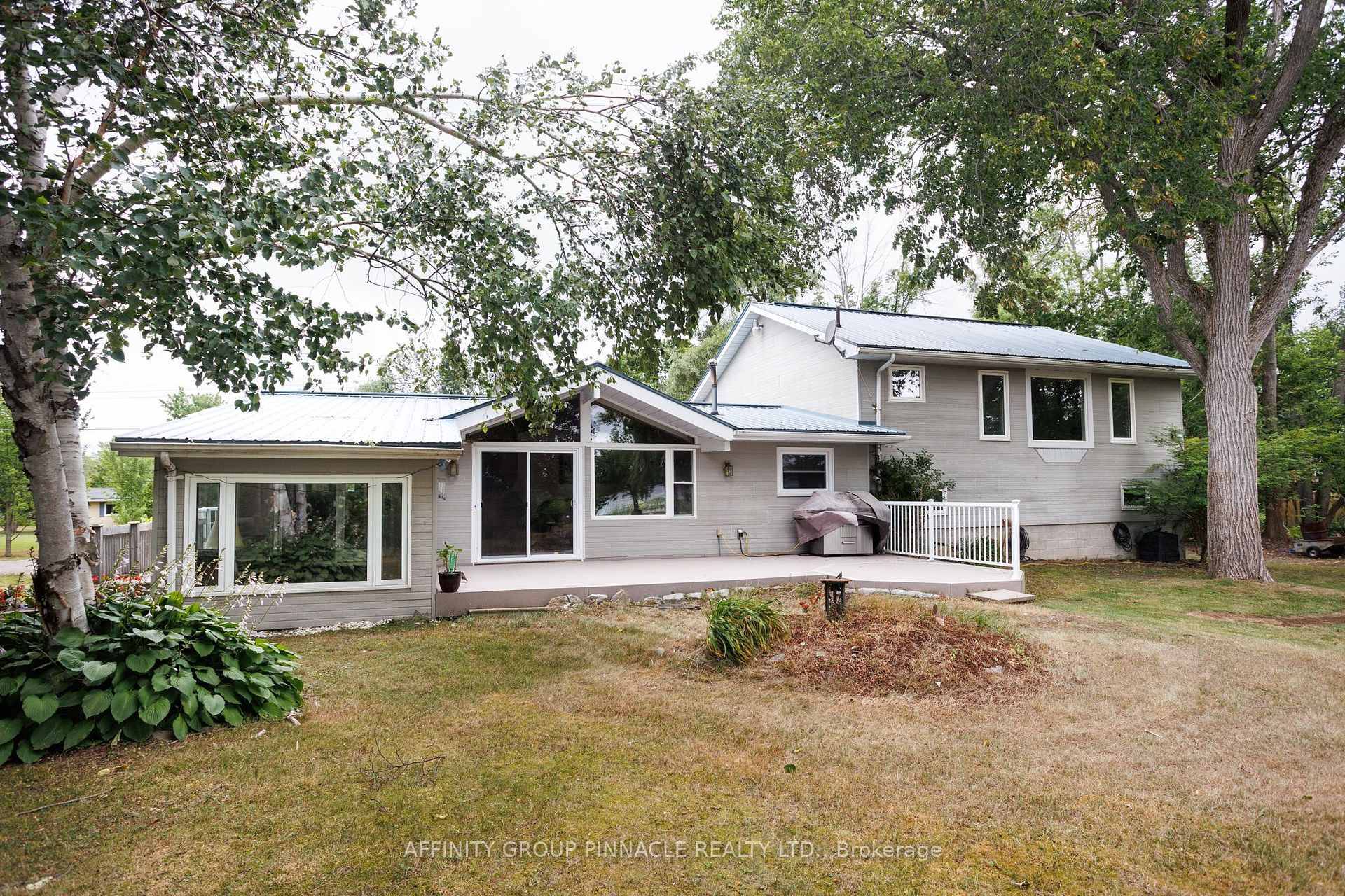 Affordable Waterfront on Sturgeon Lake.