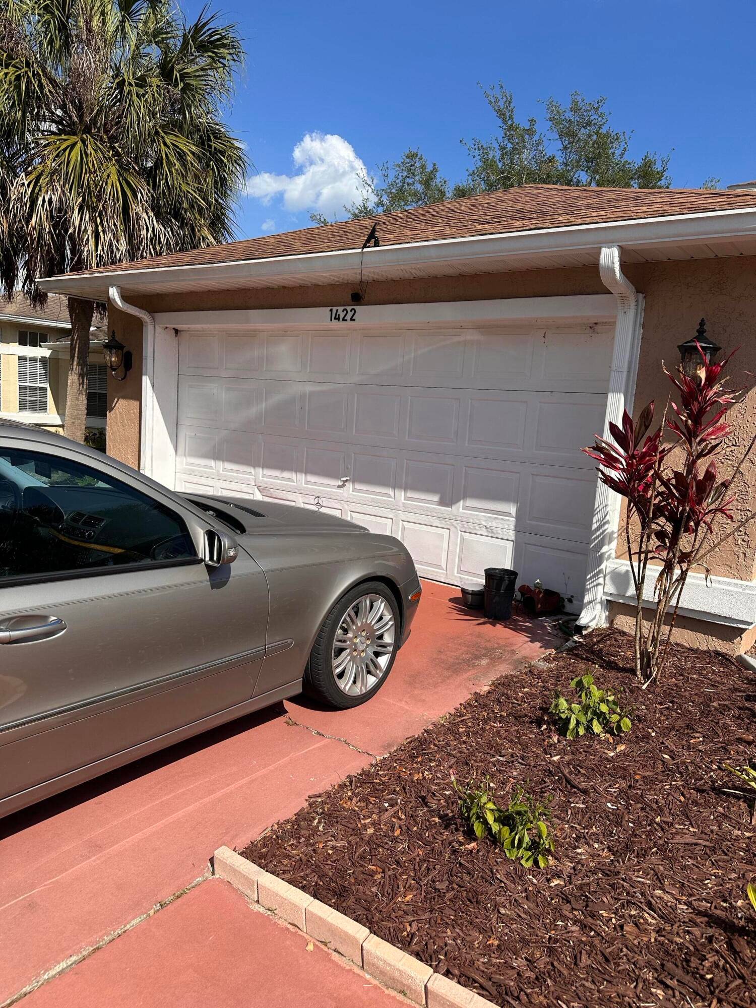 1422 Wood Violet Drive Single-Family Palm Beach