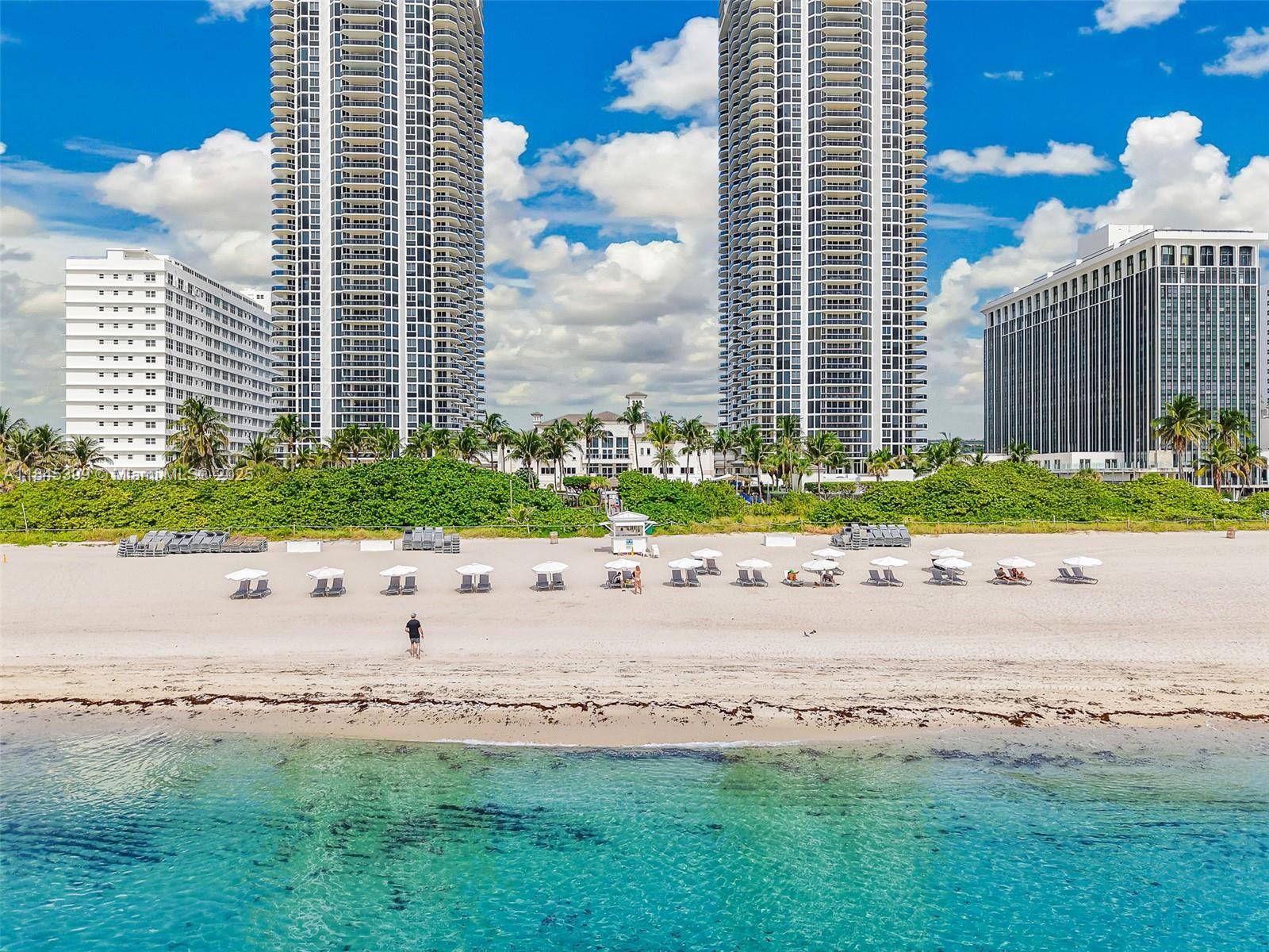 Welcome to a stunning oceanfront 2 bed den amp ; 2 full baths unit.