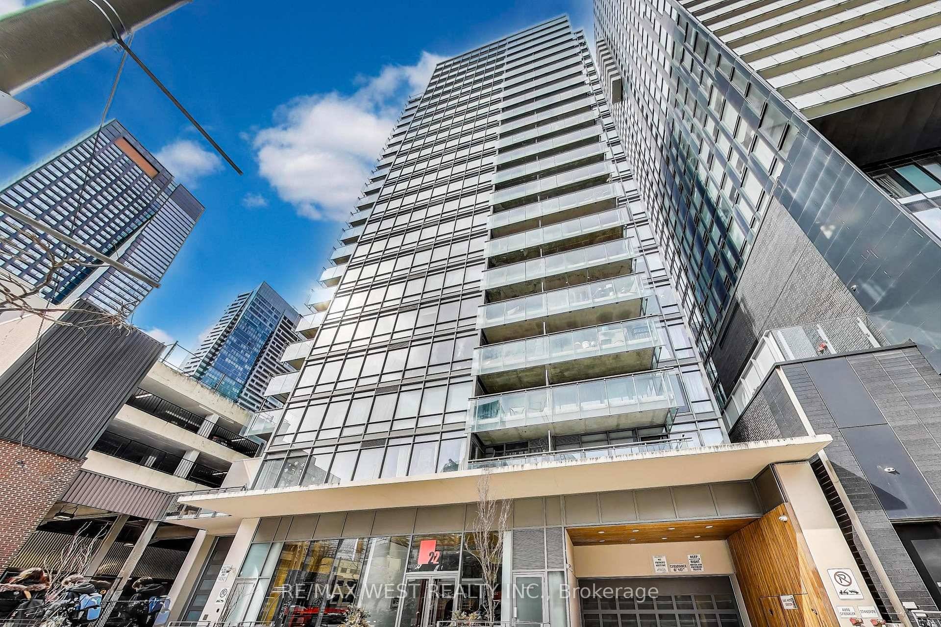 This beautifully updated condo offers modern comforts and stylish living with newly installed floors, custom blinds, and brand new kitchen appliances that elevate both style and functionality.