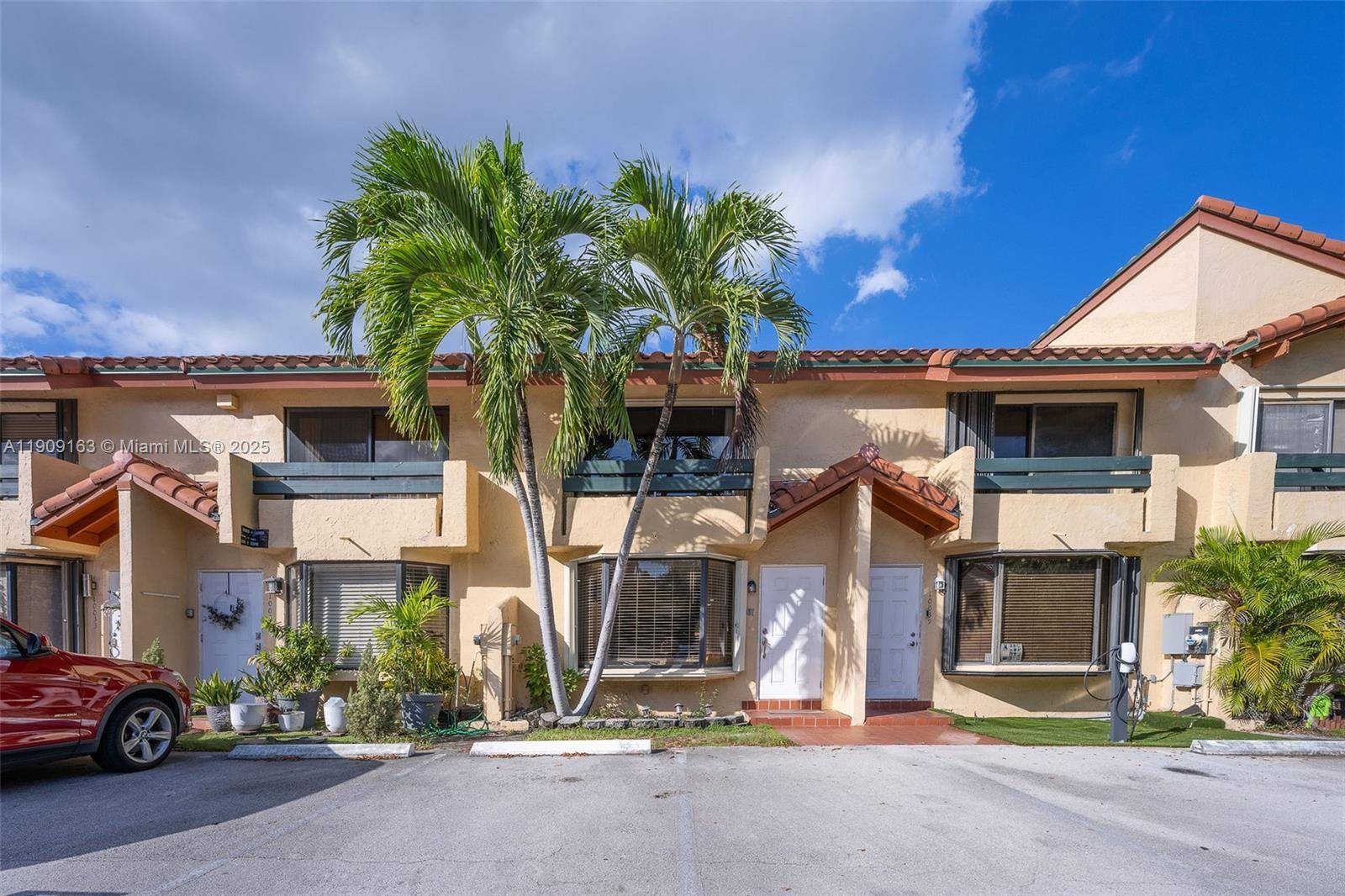 Welcome to this charming townhome in the highly desirable and central Dadeland Cove.