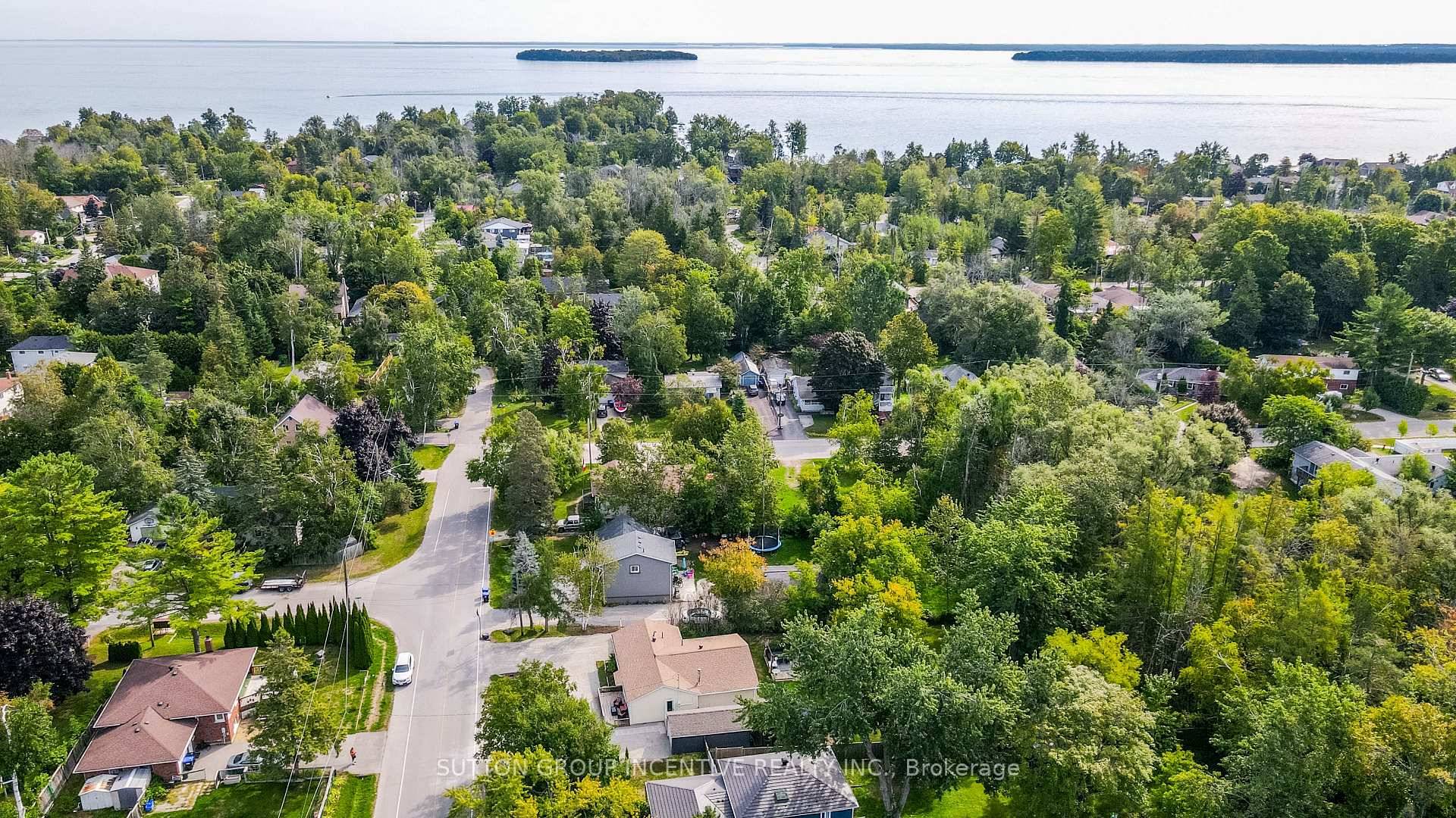 Check Out This Truly Spectacular And Fully Detach 1500 Sq Ft Bungalow With A Detached Single Car Garage, And A Backyard Garden Shed, That Is Ideally Located amp ; Situated ...