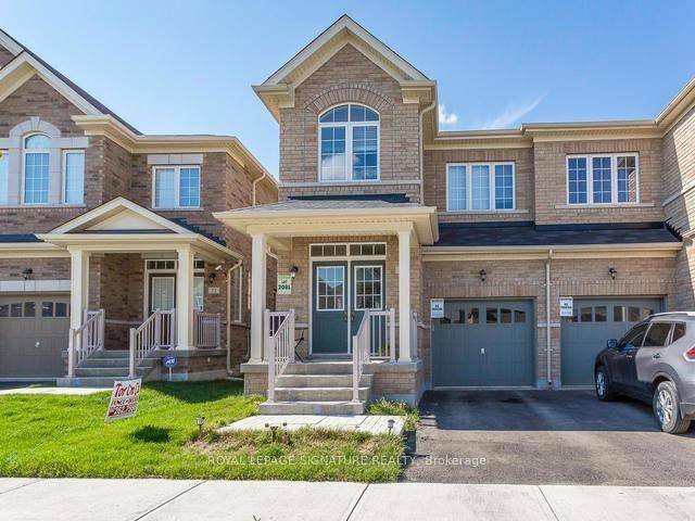 Gorgeous 4 Bedroom Semi Detached Home In Prestigious Credit Valley, Bright And Spacious, 9 Feet Main Floor Ceiling Hardwood On Main Floor And Upper Hallway, Stainless Steel Appliances And Granite ...