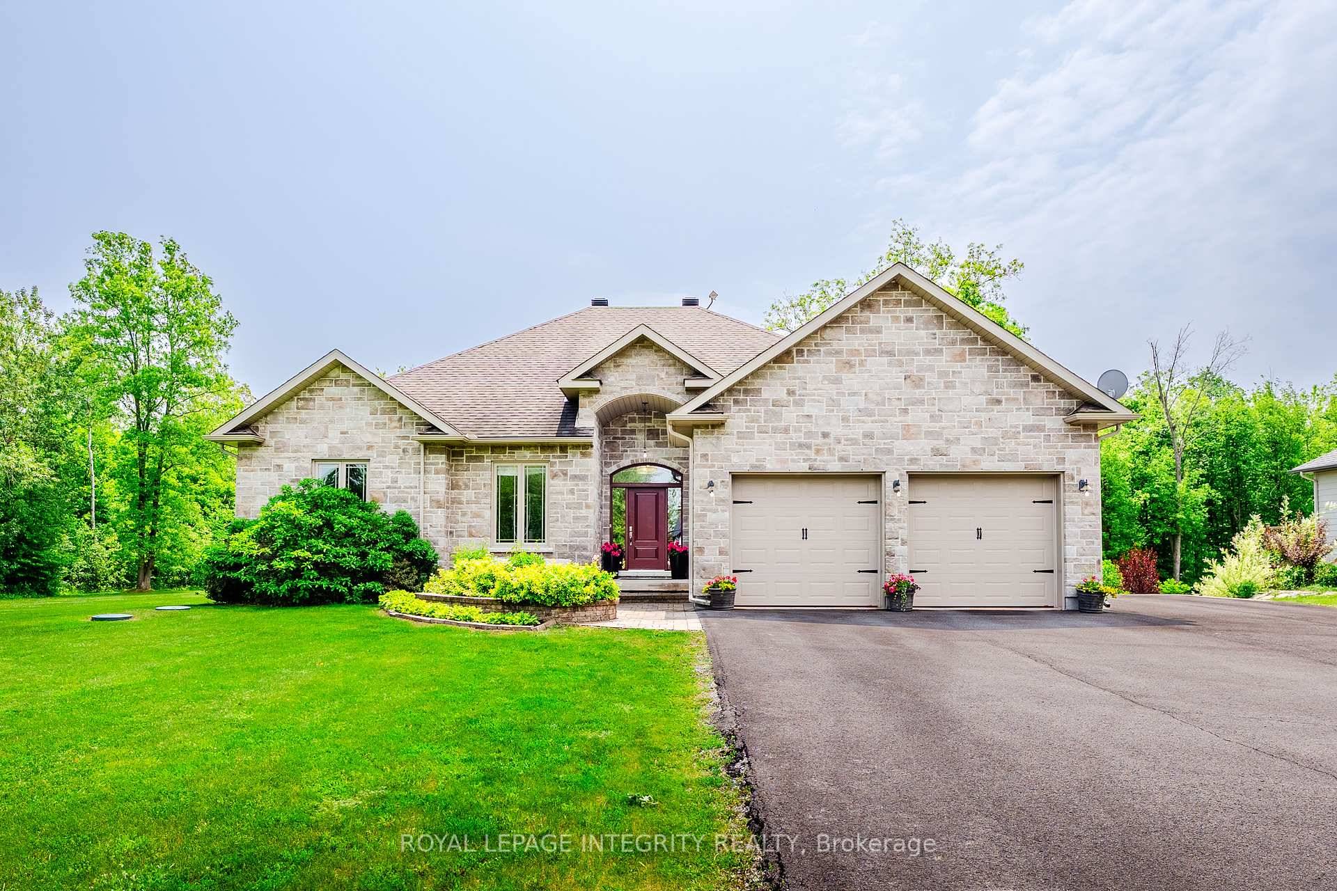 Welcome to 20452 Patrician Lane !