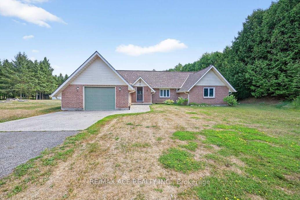 Welcome to this beautifully renovated 2 bedroom, 1.