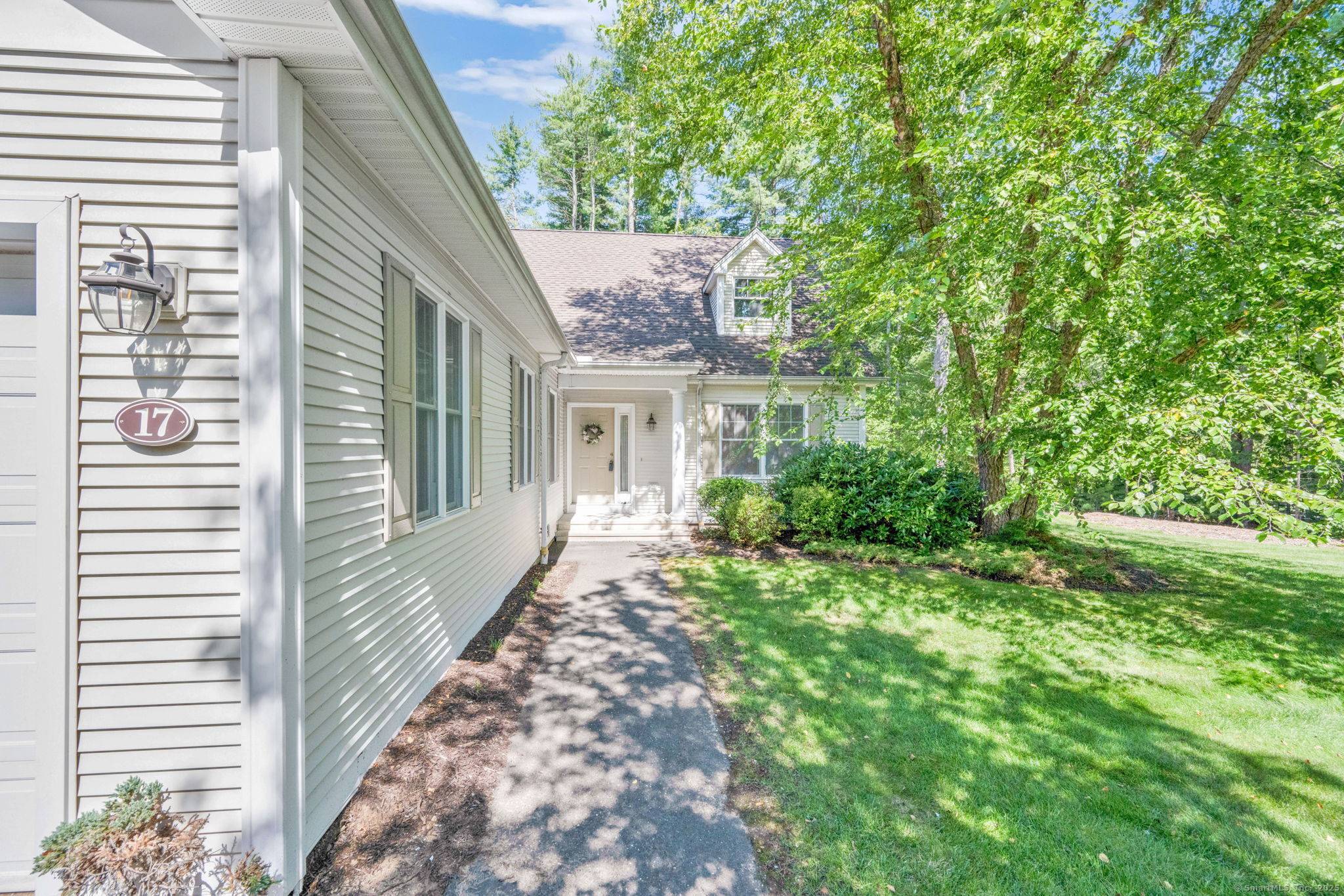 NEW PRICE ! ! ! ! ! Rarely available unit at 55 Forest Mews !