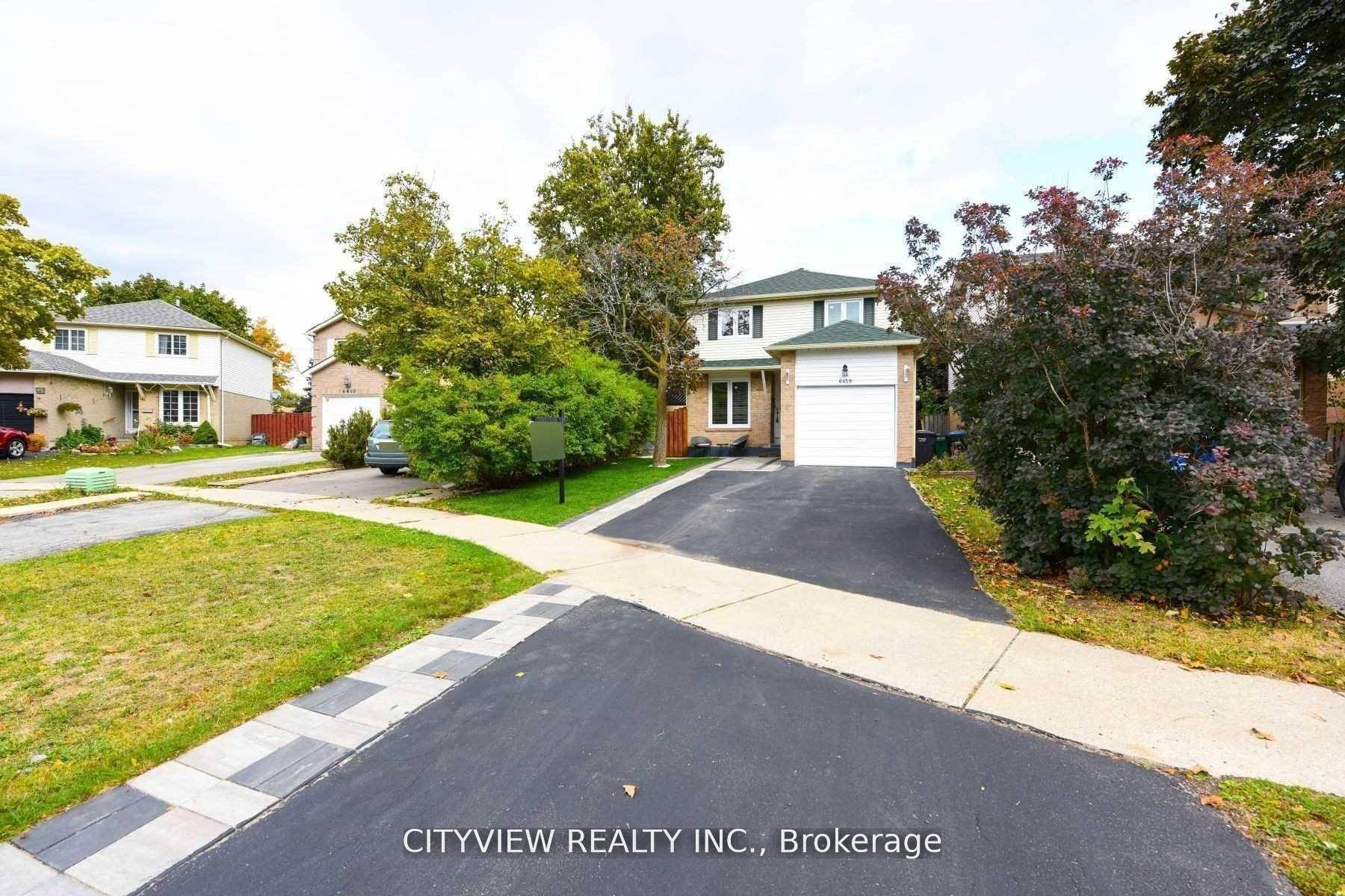 Lower Level Only ! ! ! Freshly Painted Beautiful One Bedroom Plus Den Basement Apartment W Own Separate Entrance.