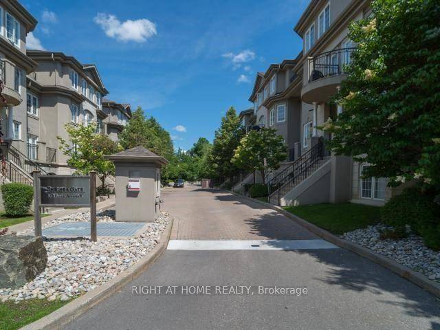 Immaculate Large 13502 sq.