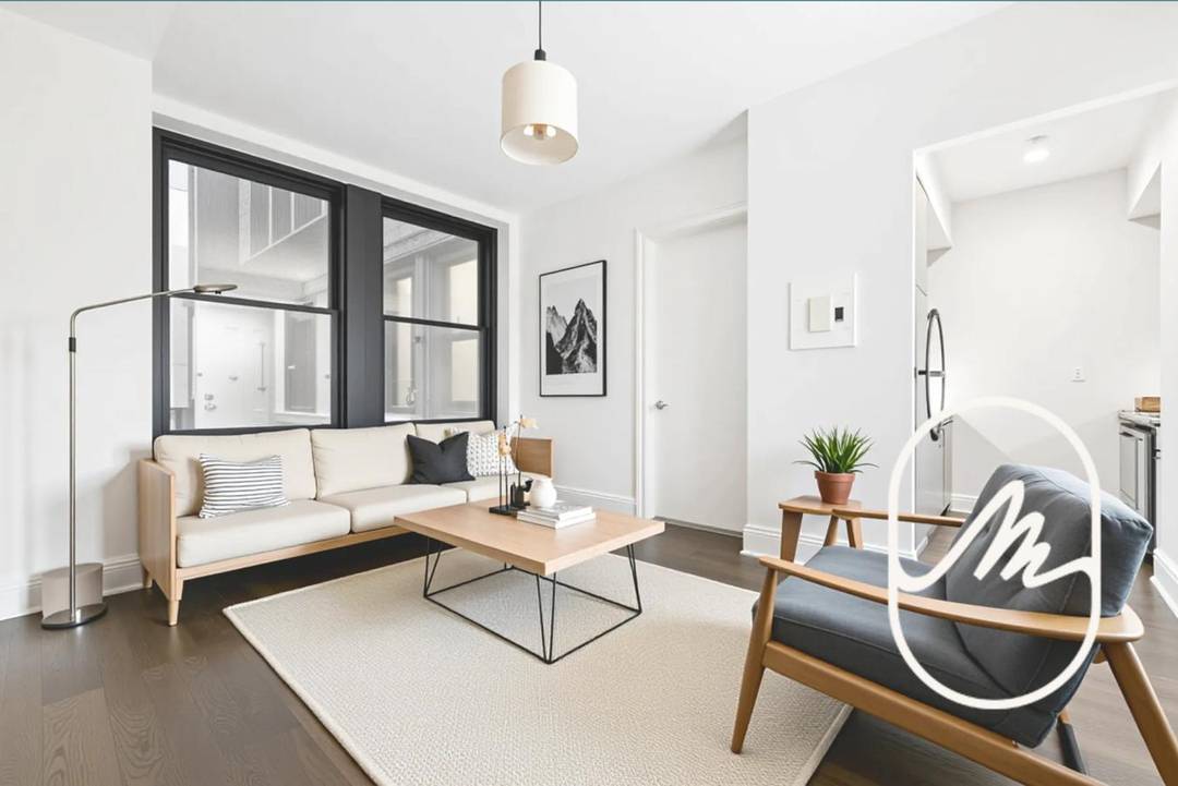 15 Park Row is a historic Beaux Arts gem that stands as a testament to New York City's architectural evolution.