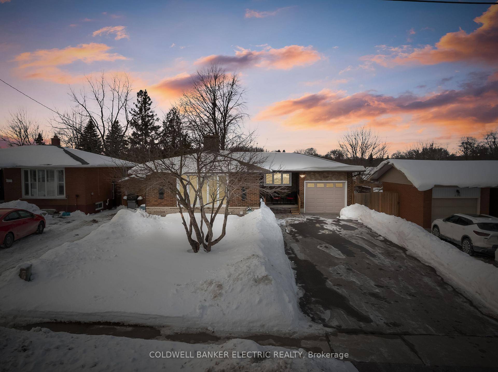 5 REASONS YOU'LL LOVE THIS HOME 1 THE LOCATION The one thing you can't change about a home.