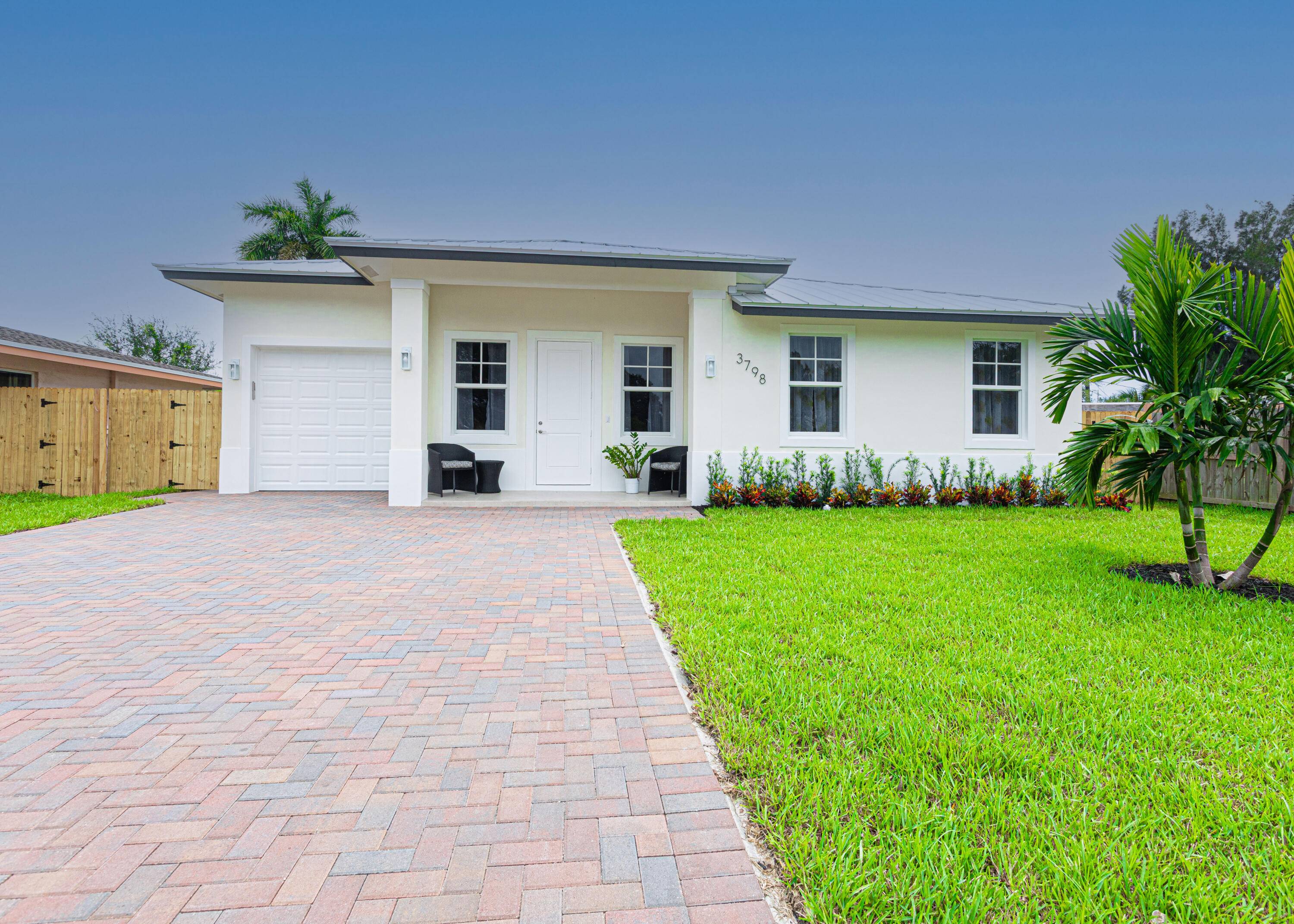 This newly built 4 bedroom, 3 bathroom home offers 1, 671 sq ft two master suites with private en suite bathrooms, this layout is ideal for multi generational living or ...